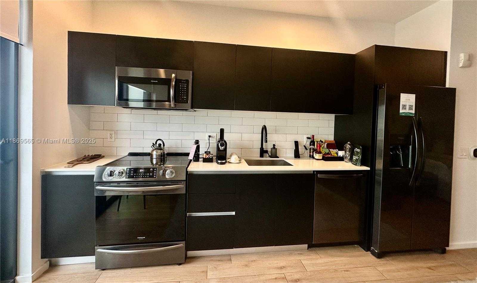 Small Image of 398 5TH STREET #2506, Miami Number 13