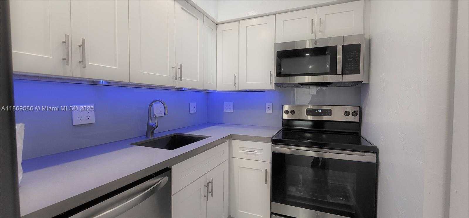Small Image of 2901 POLK ST #5, Hollywood Number 2