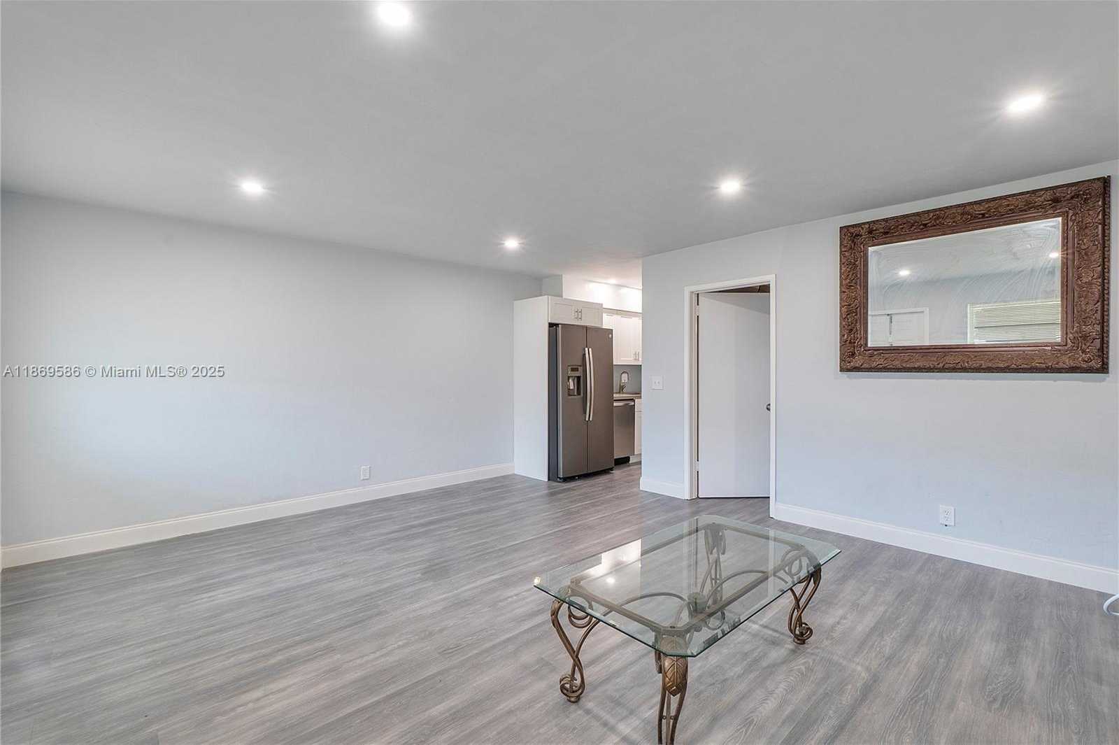 Small Image of 2901 POLK ST #5, Hollywood Number 5