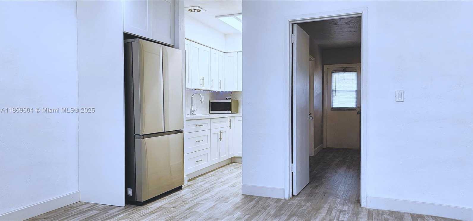 Small Image of 2901 POLK ST #14, Hollywood Number 4
