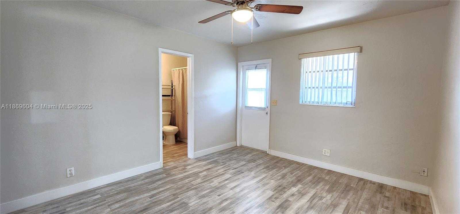Small Image of 2901 POLK ST #14, Hollywood Number 9