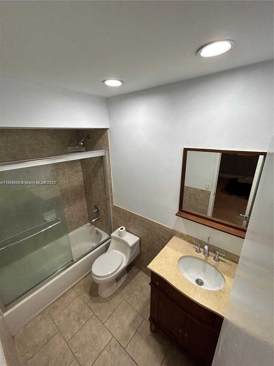 Small Image of 4605 SOUTH WEST 139TH CT #814, Miami Number 2