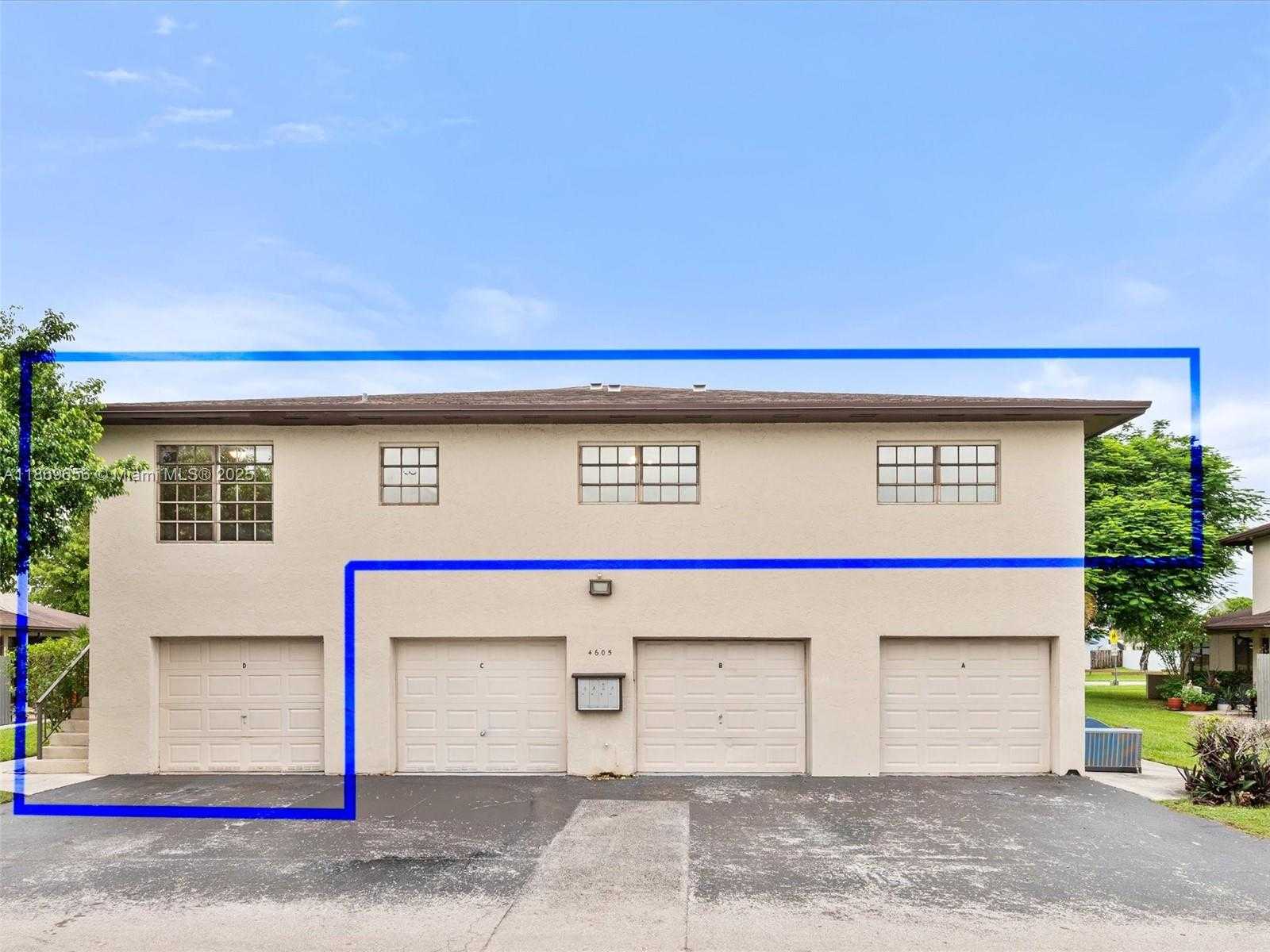 Small Image of 4605 SOUTH WEST 139TH CT #814, Miami Number 25