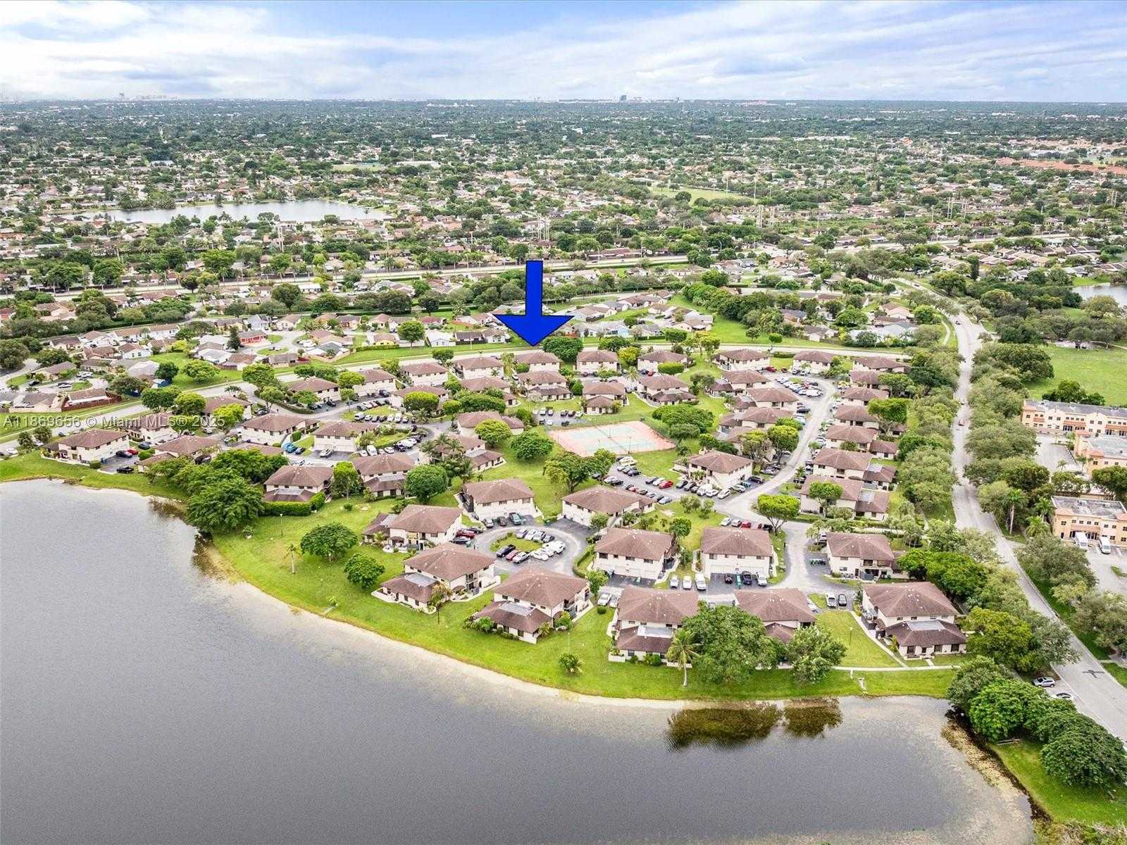 Small Image of 4605 SOUTH WEST 139TH CT #814, Miami Number 28