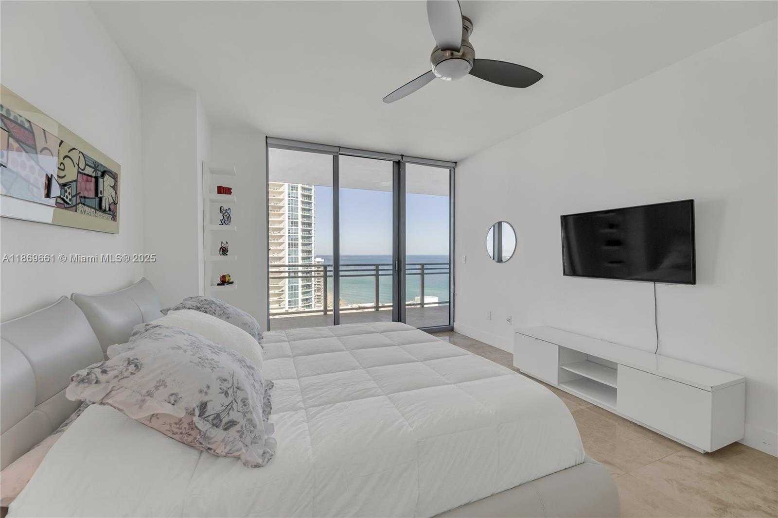 Small Image of 3535 SOUTH OCEAN DR #2002, Hollywood Number 68
