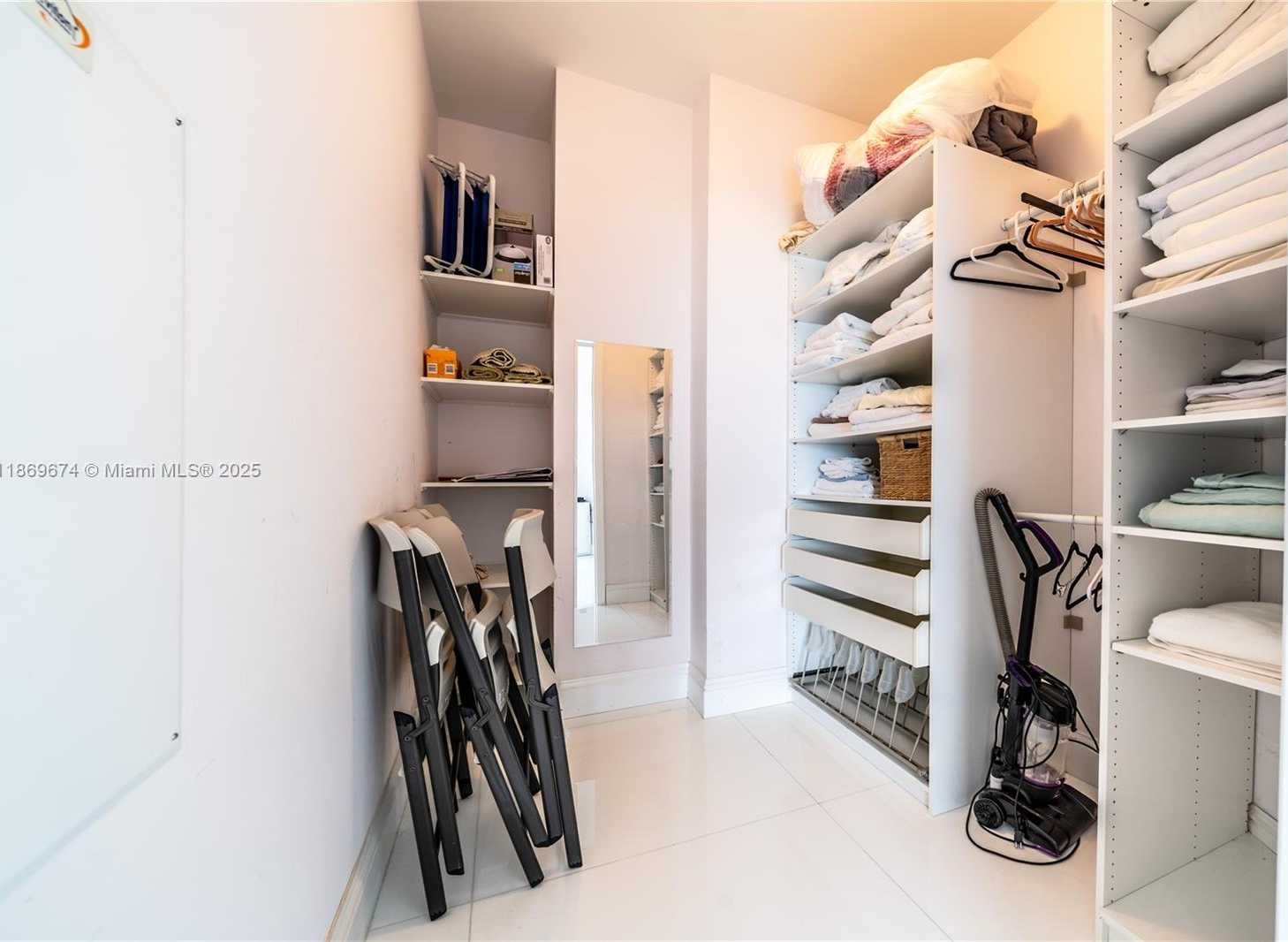 Small Image of 16001 COLLINS AVE #4305, Sunny Isles Beach Number 11