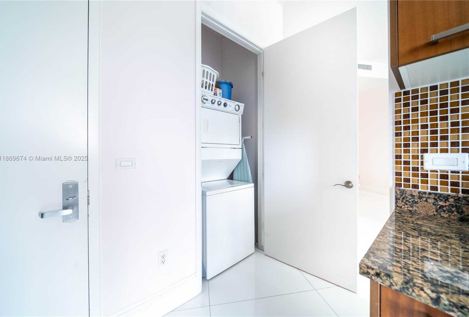 Small Image of 16001 COLLINS AVE #4305, Sunny Isles Beach Number 16