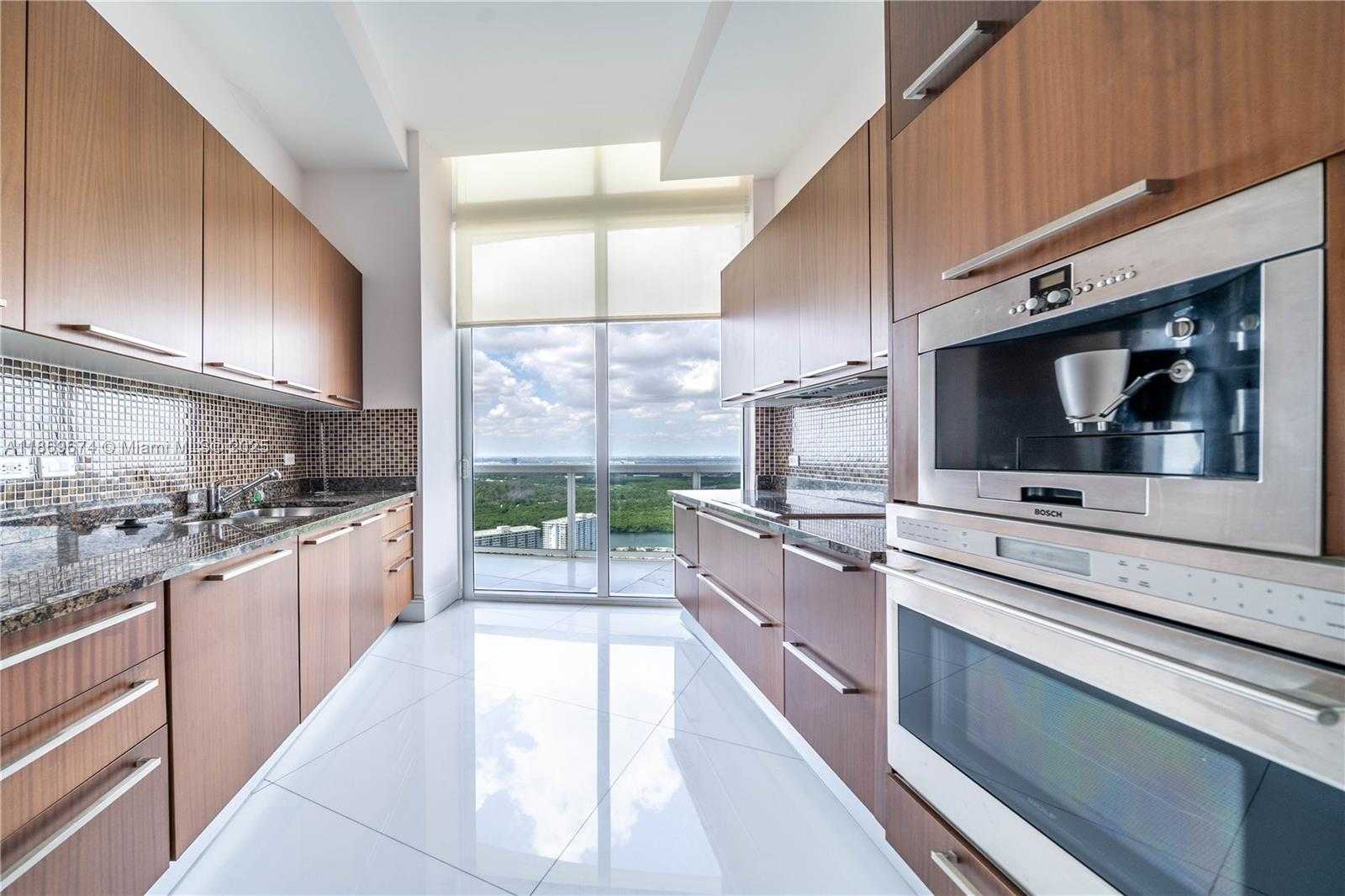 Small Image of 16001 COLLINS AVE #4305, Sunny Isles Beach Number 5