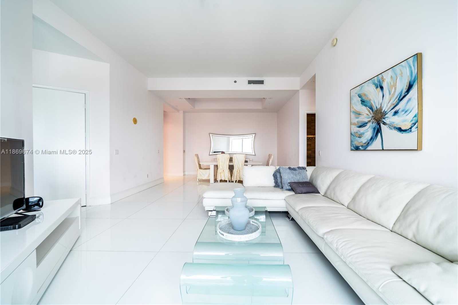 Small Image of 16001 COLLINS AVE #4305, Sunny Isles Beach Number 6