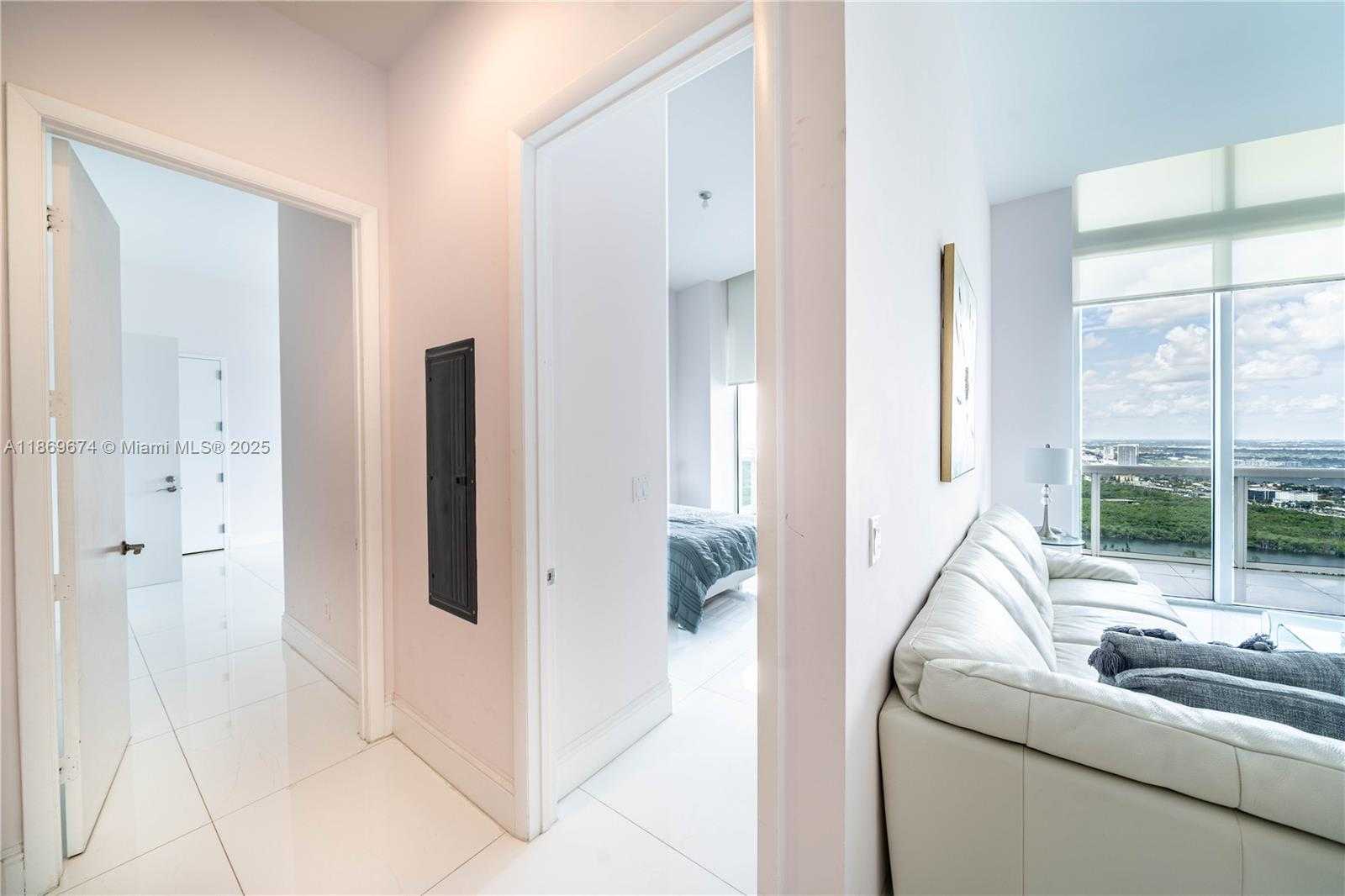 Small Image of 16001 COLLINS AVE #4305, Sunny Isles Beach Number 7