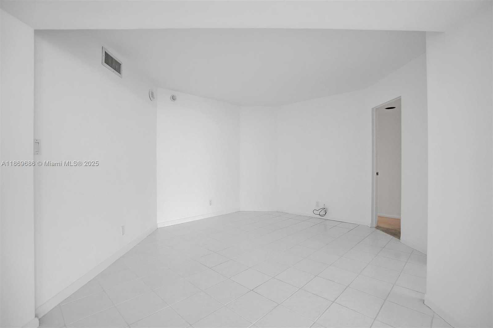 Small Image of 550 SOUTH OCEAN BLVD #2305, Boca Raton Number 10