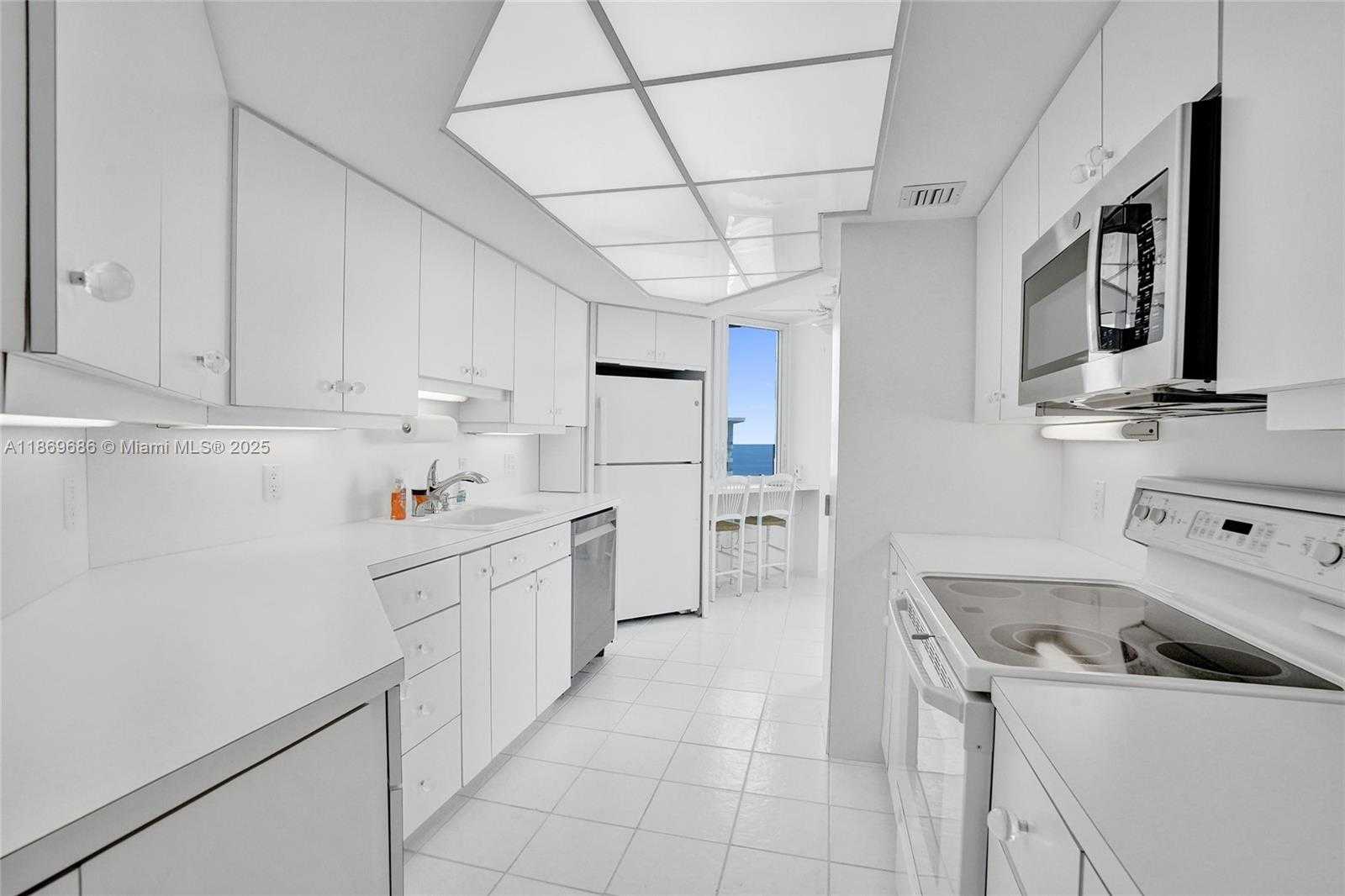 Small Image of 550 SOUTH OCEAN BLVD #2305, Boca Raton Number 11