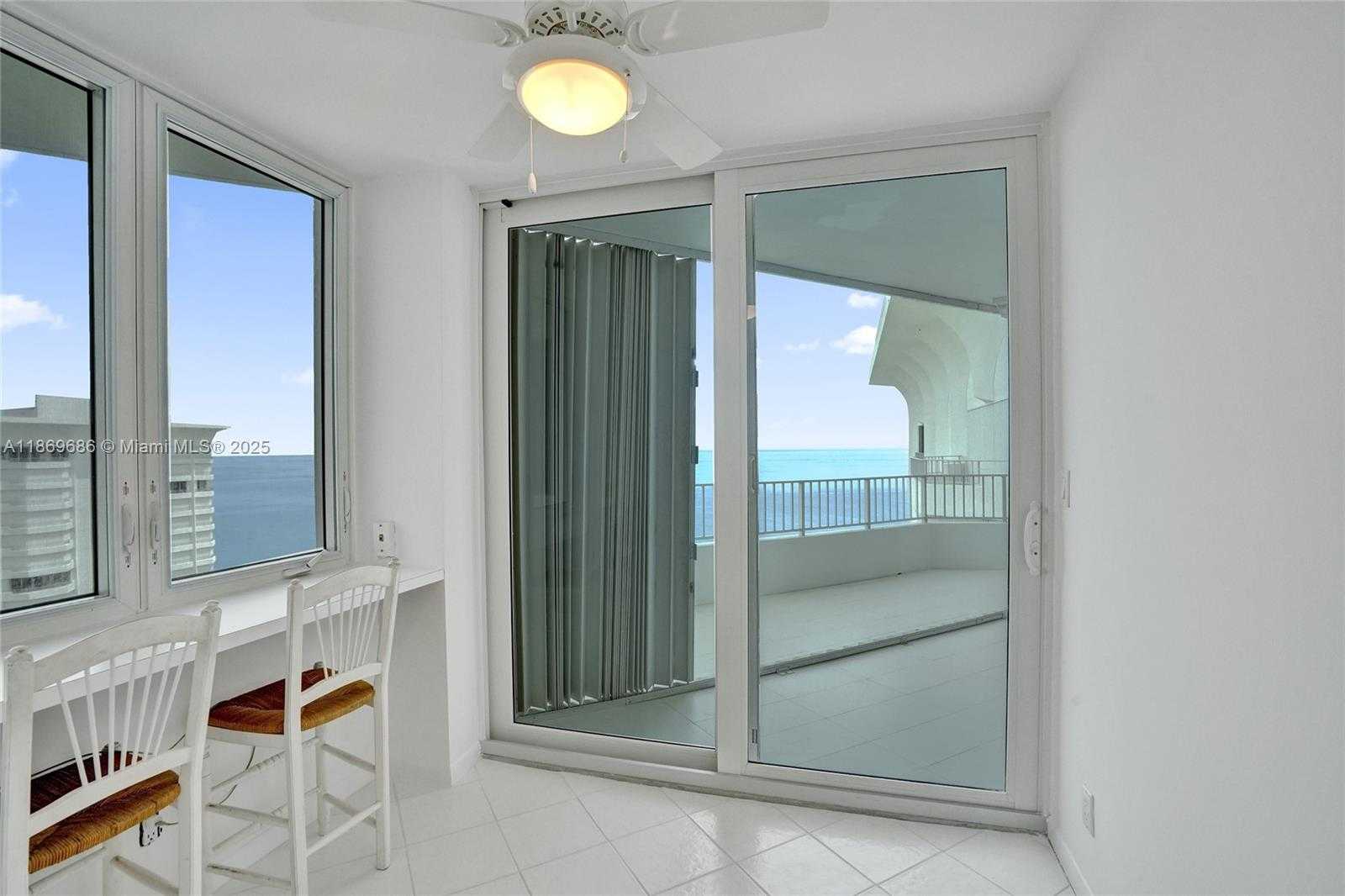 Small Image of 550 SOUTH OCEAN BLVD #2305, Boca Raton Number 21