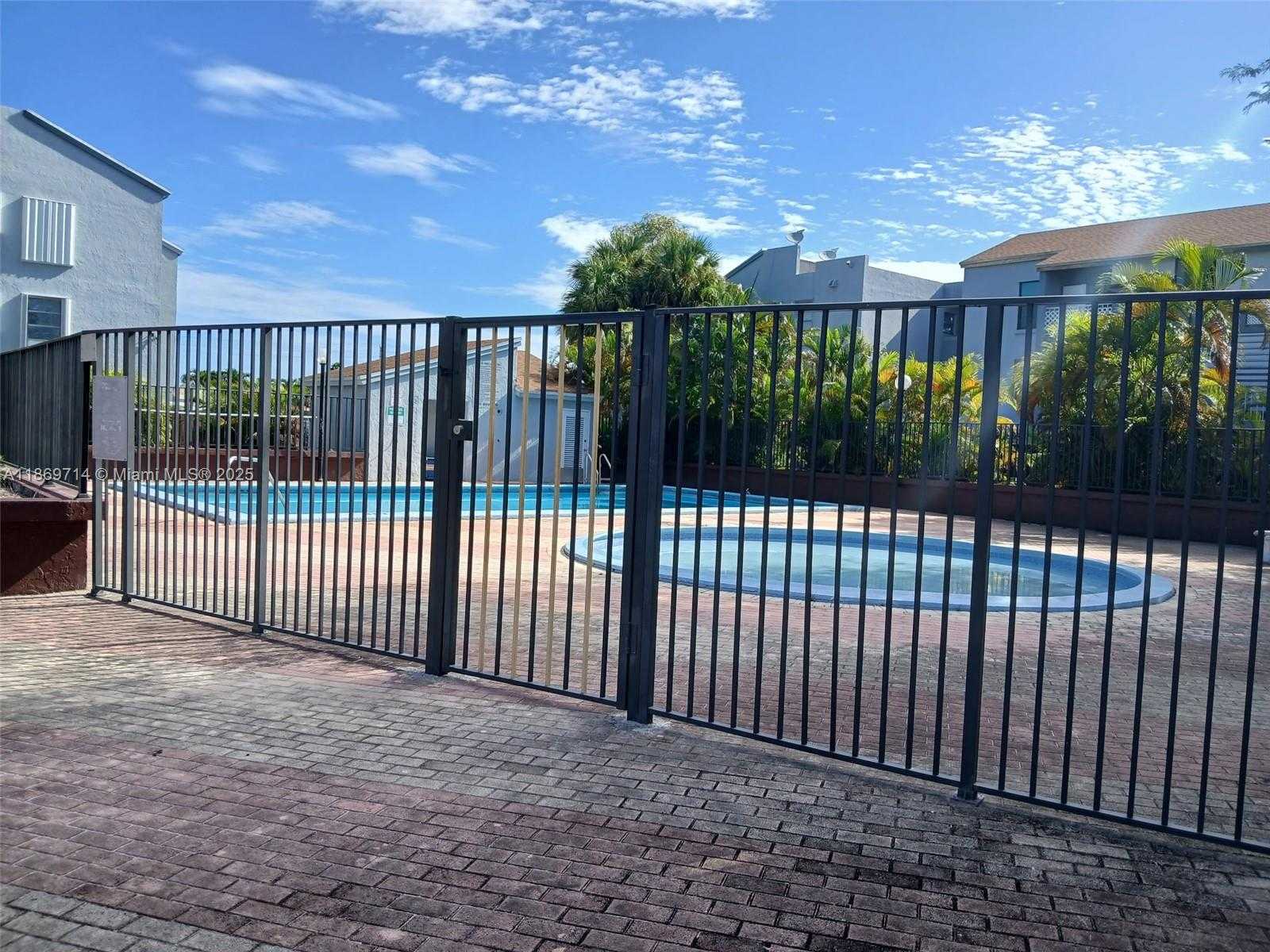 Small Image of 1735 WEST 60TH ST #M109, Hialeah Number 17