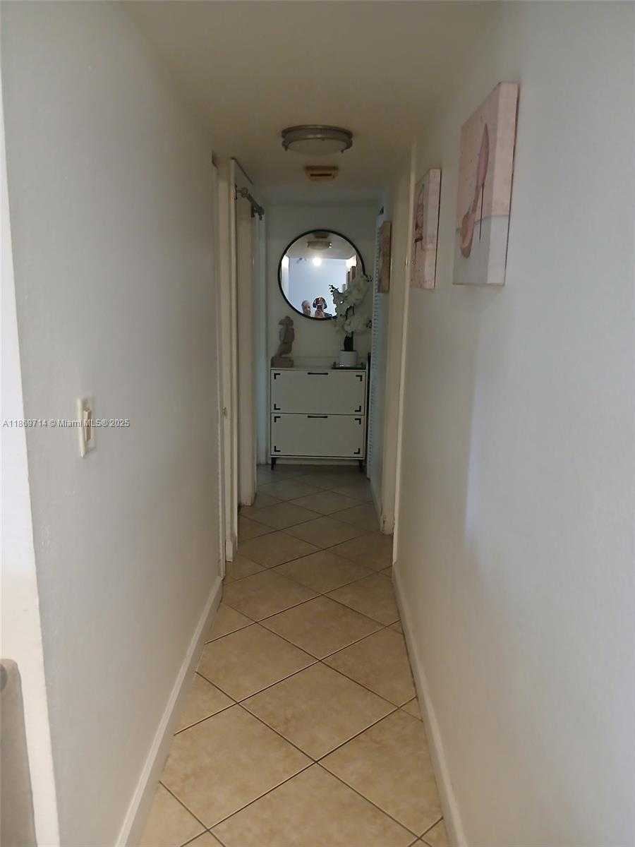 Small Image of 1735 WEST 60TH ST #M109, Hialeah Number 4