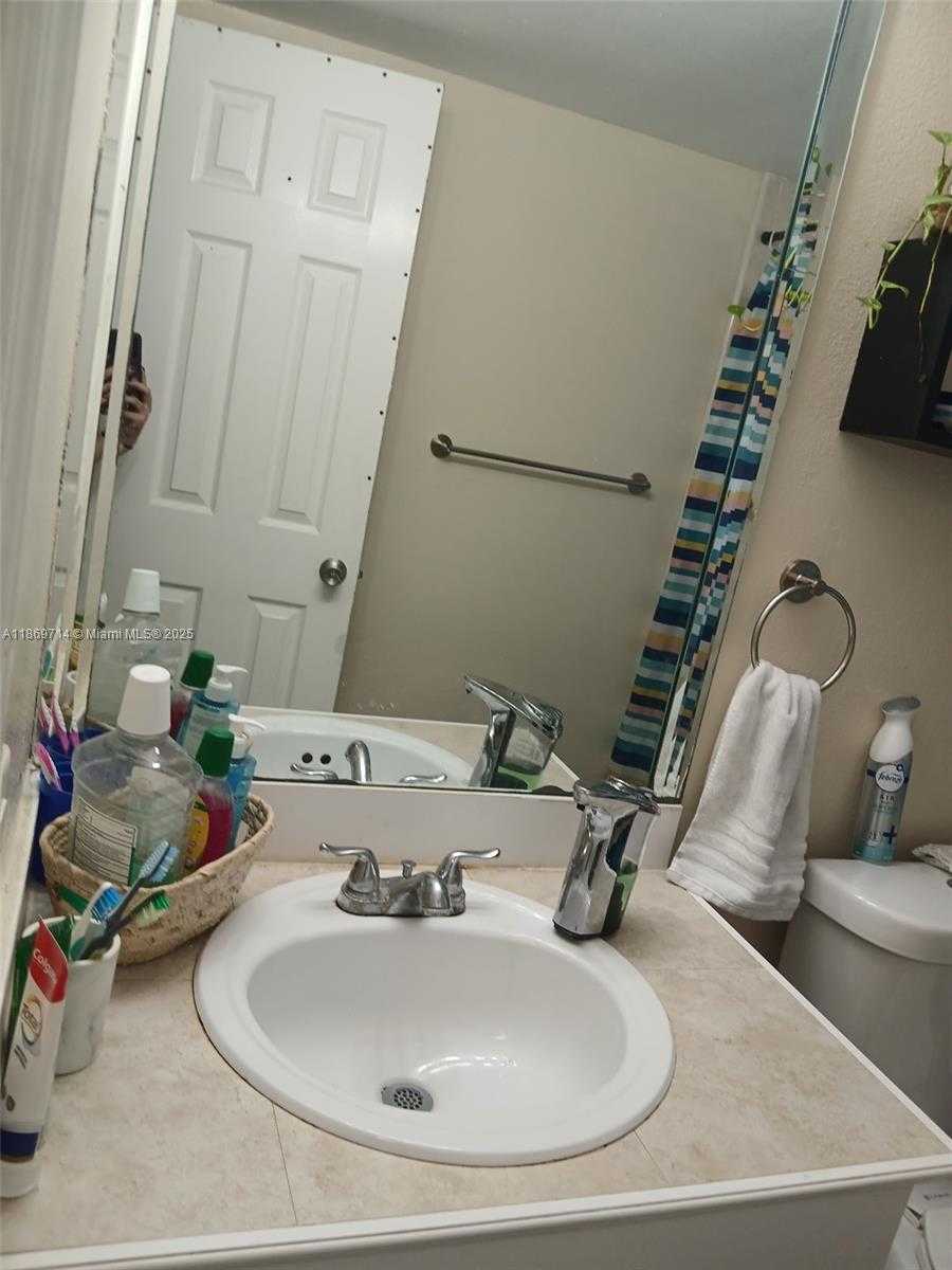 Small Image of 1735 WEST 60TH ST #M109, Hialeah Number 6
