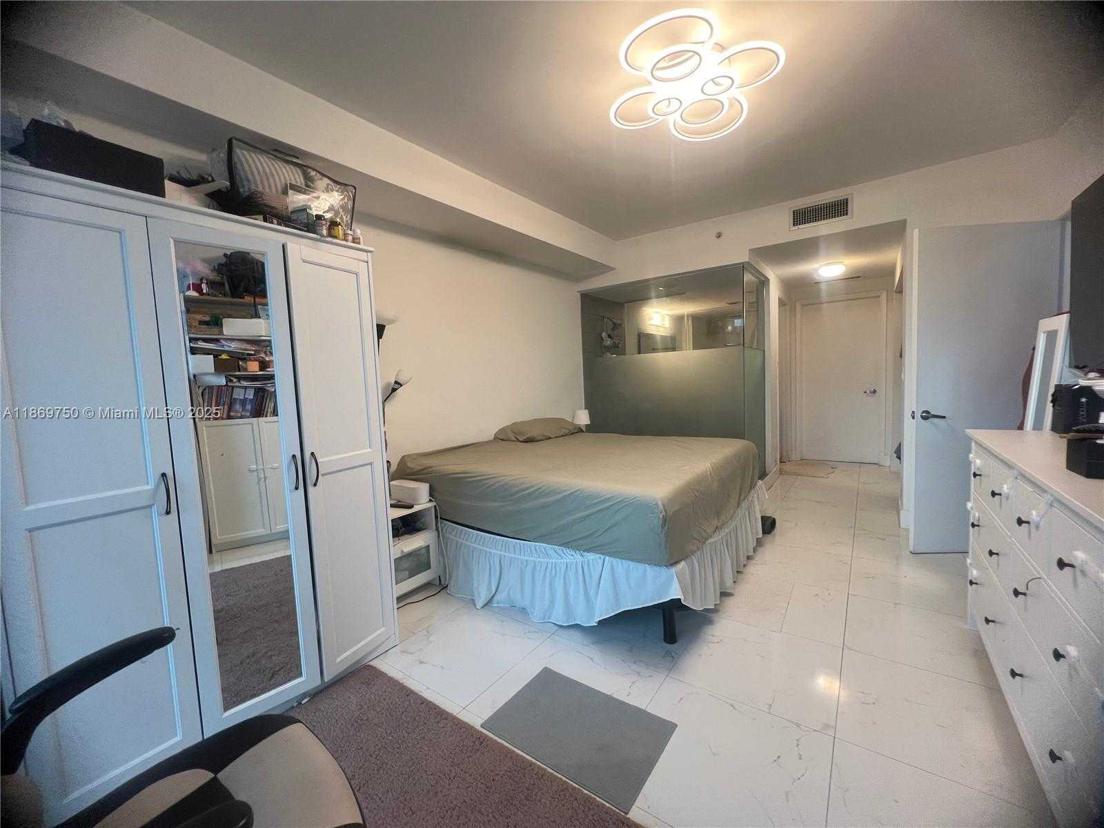 Small Image of 92 SOUTH WEST 3RD ST #3803, Miami Number 12