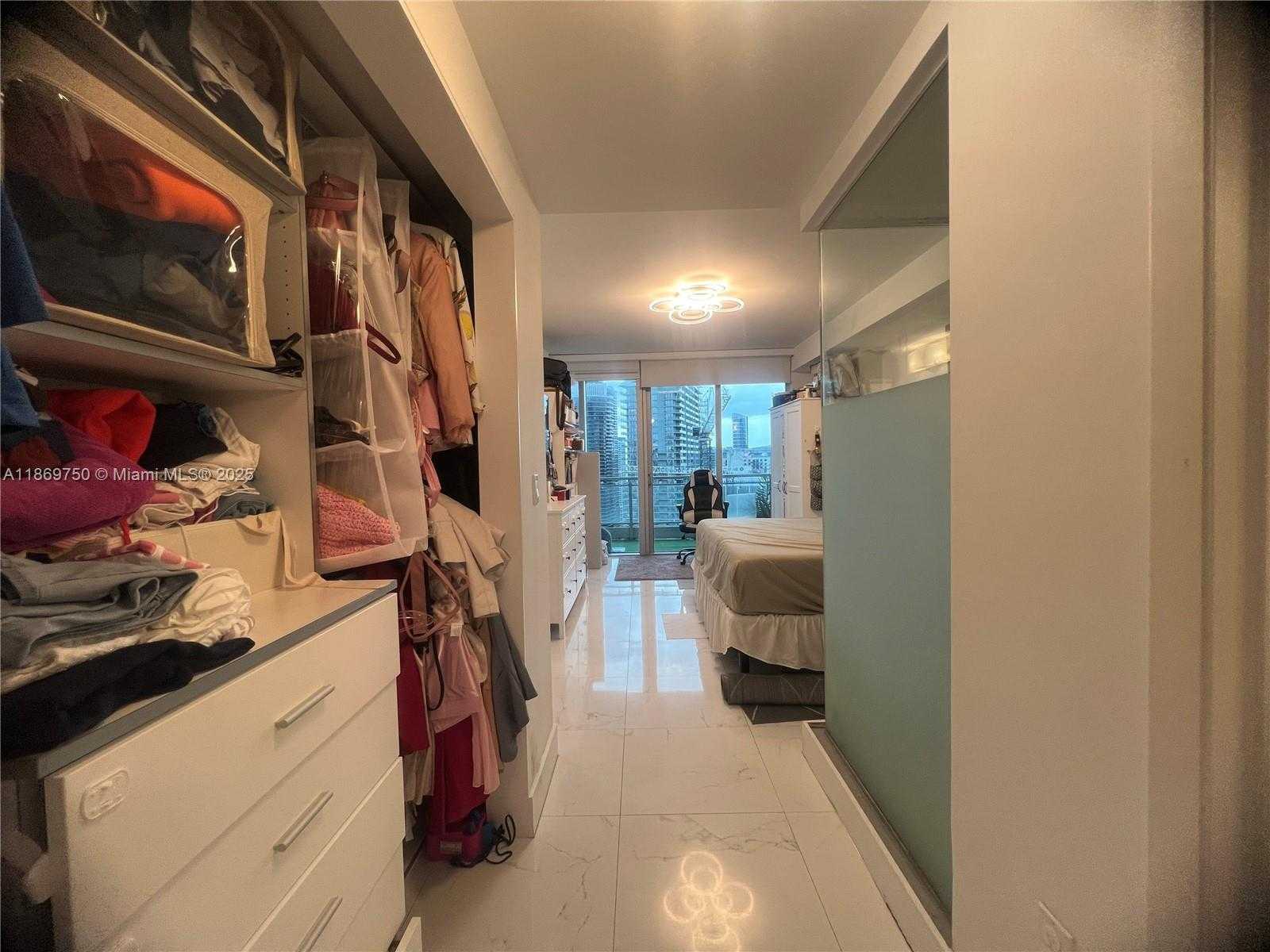 Small Image of 92 SOUTH WEST 3RD ST #3803, Miami Number 17