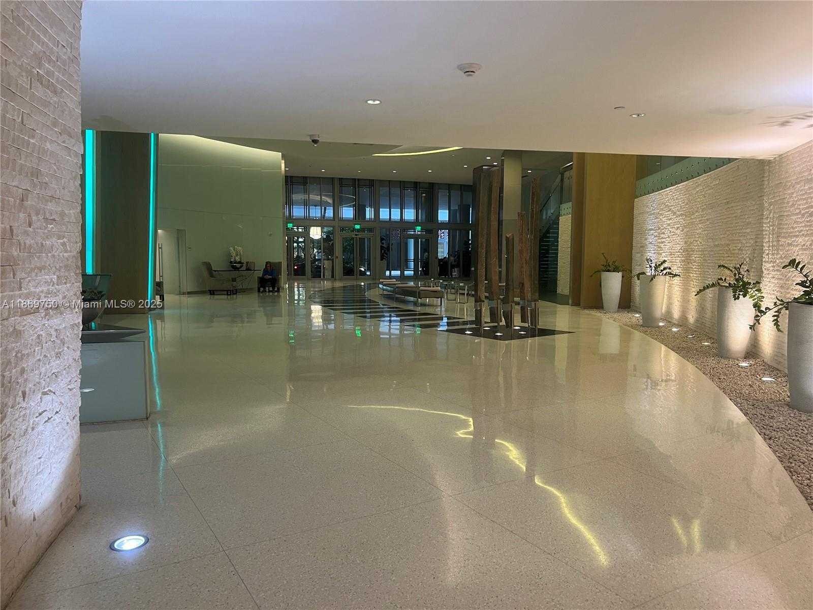 Small Image of 92 SOUTH WEST 3RD ST #3803, Miami Number 31