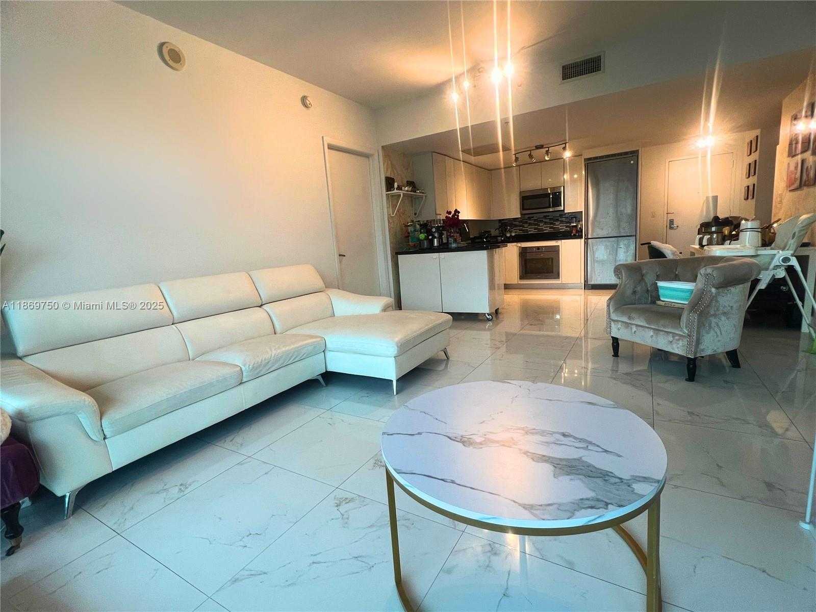 Small Image of 92 SOUTH WEST 3RD ST #3803, Miami Number 5