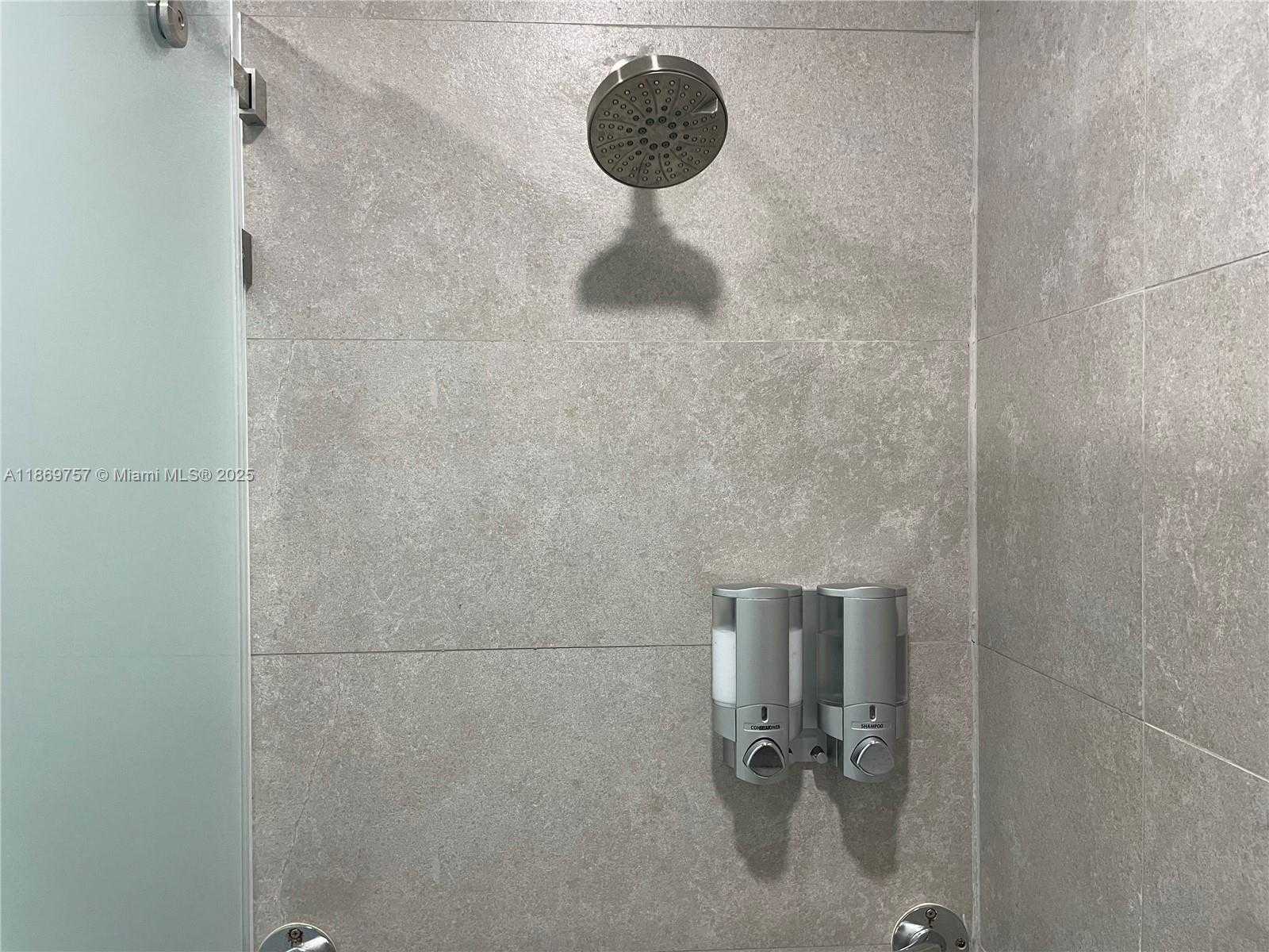 Small Image of 5002 SHERIDAN ST #1, Hollywood Number 18