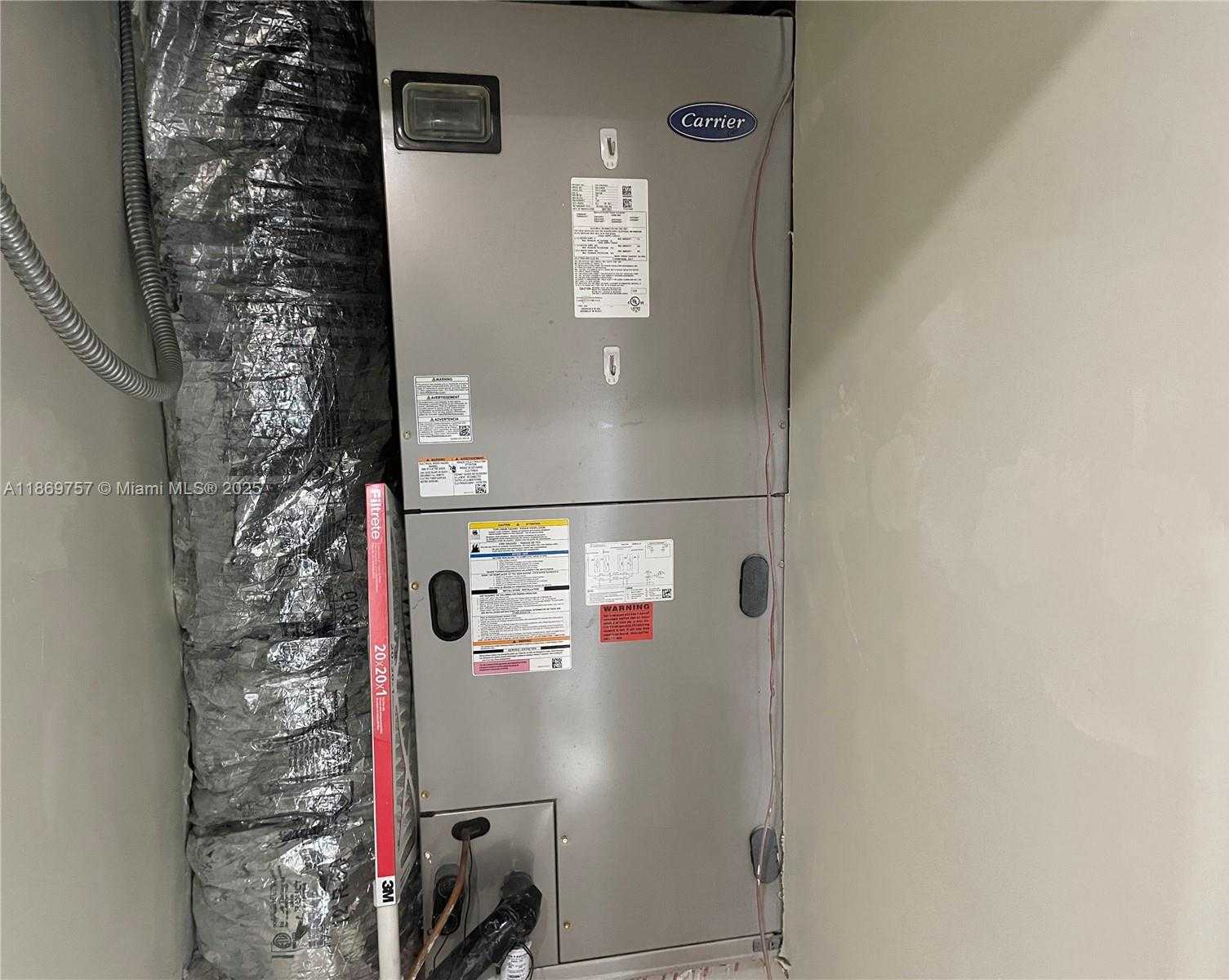 Small Image of 5002 SHERIDAN ST #1, Hollywood Number 25