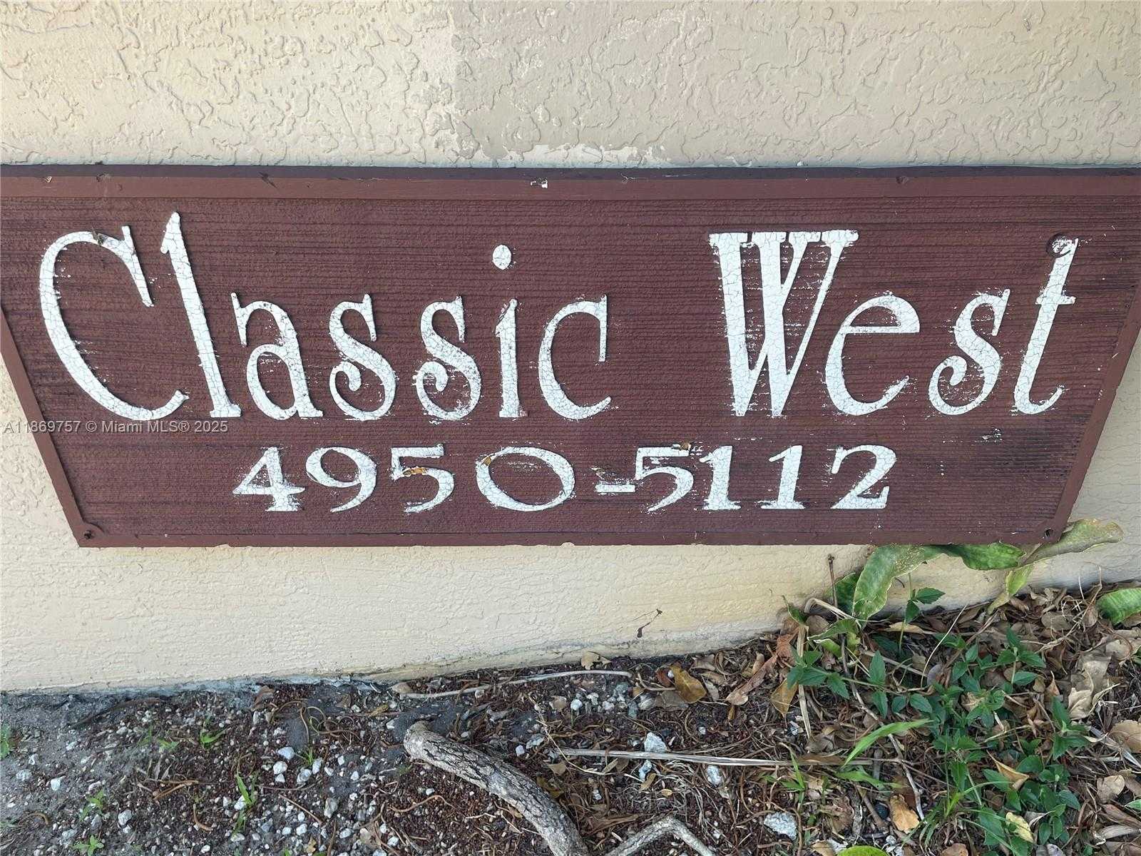 Small Image of 5002 SHERIDAN ST #1, Hollywood Number 33
