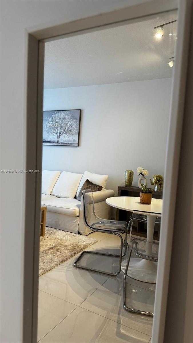 Small Image of 185 SOUTH WEST 7TH ST #2808, Miami Number 12