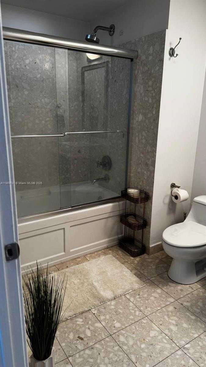 Small Image of 185 SOUTH WEST 7TH ST #2808, Miami Number 24