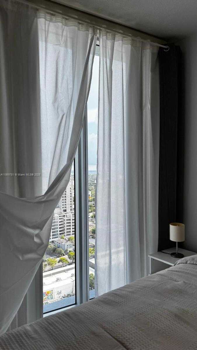 Small Image of 185 SOUTH WEST 7TH ST #2808, Miami Number 32