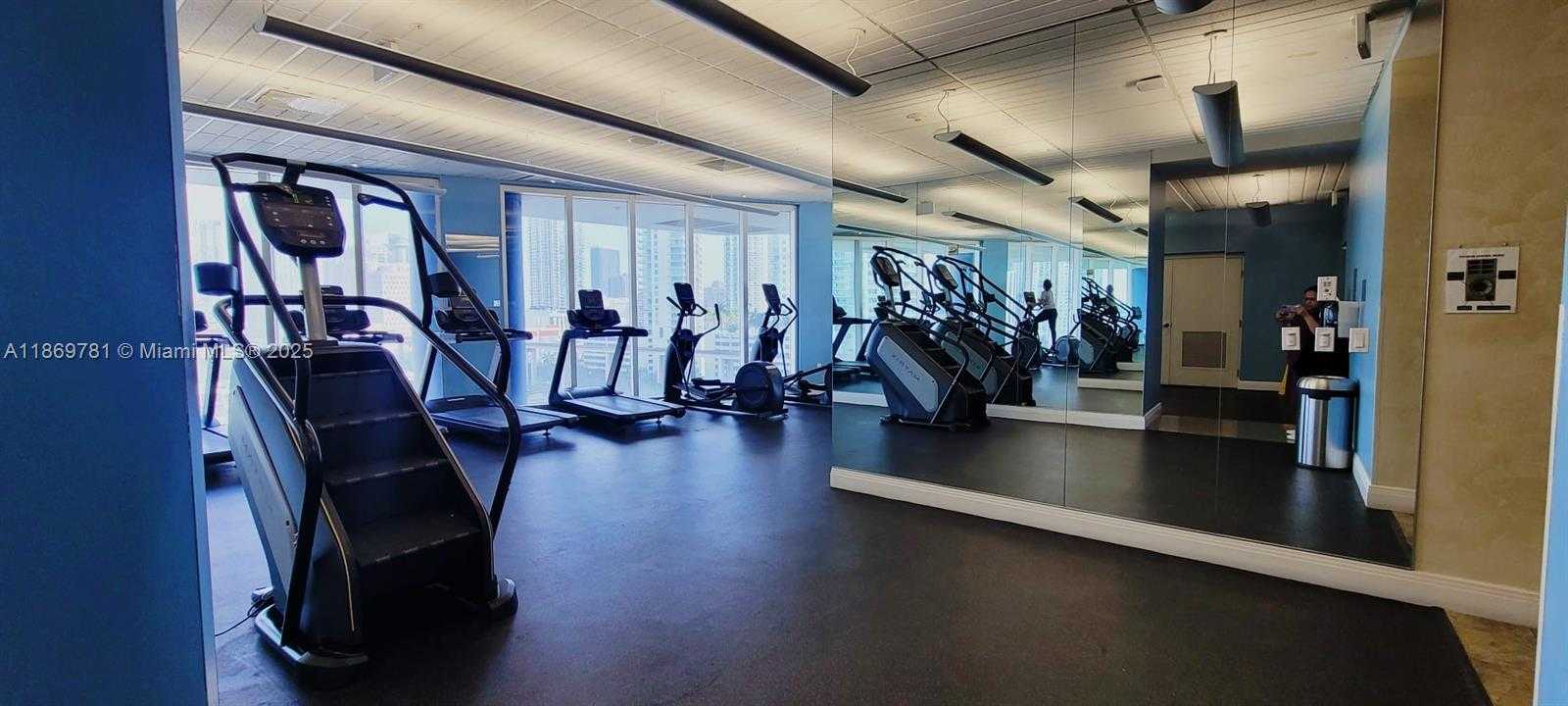 Small Image of 185 SOUTH WEST 7TH ST #2808, Miami Number 38