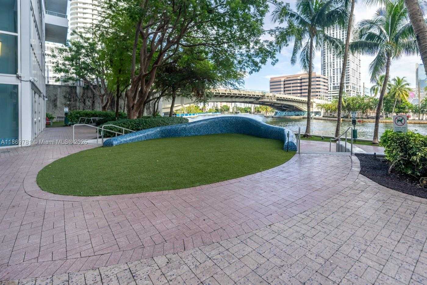 Small Image of 185 SOUTH WEST 7TH ST #2808, Miami Number 56