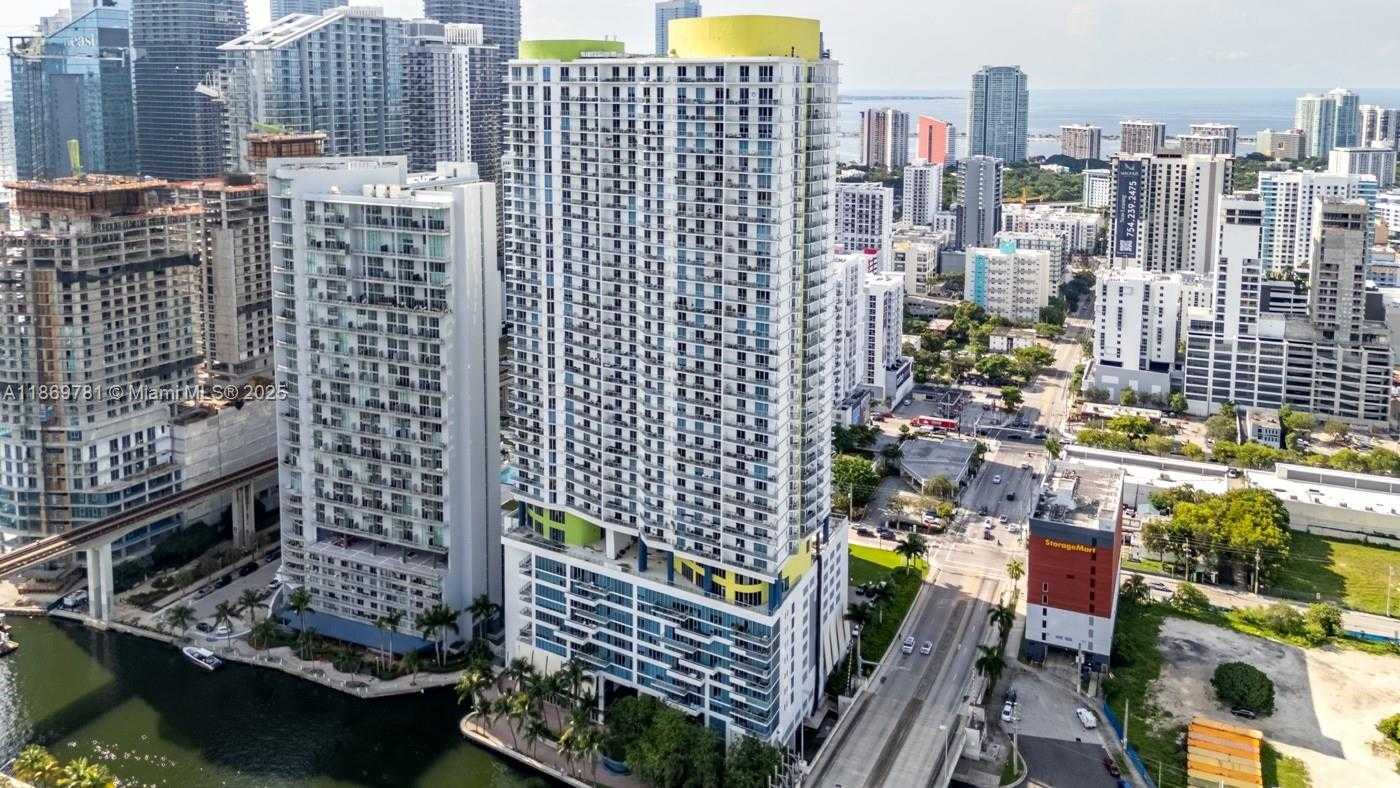 Small Image of 185 SOUTH WEST 7TH ST #2808, Miami Number 69