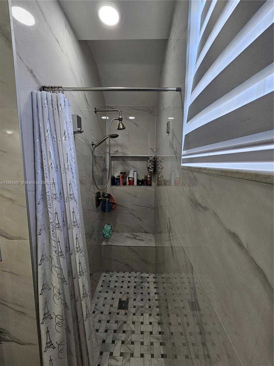 Small Image of 9209 SOUTH WEST 227TH ST #1, Cutler Bay Number 15