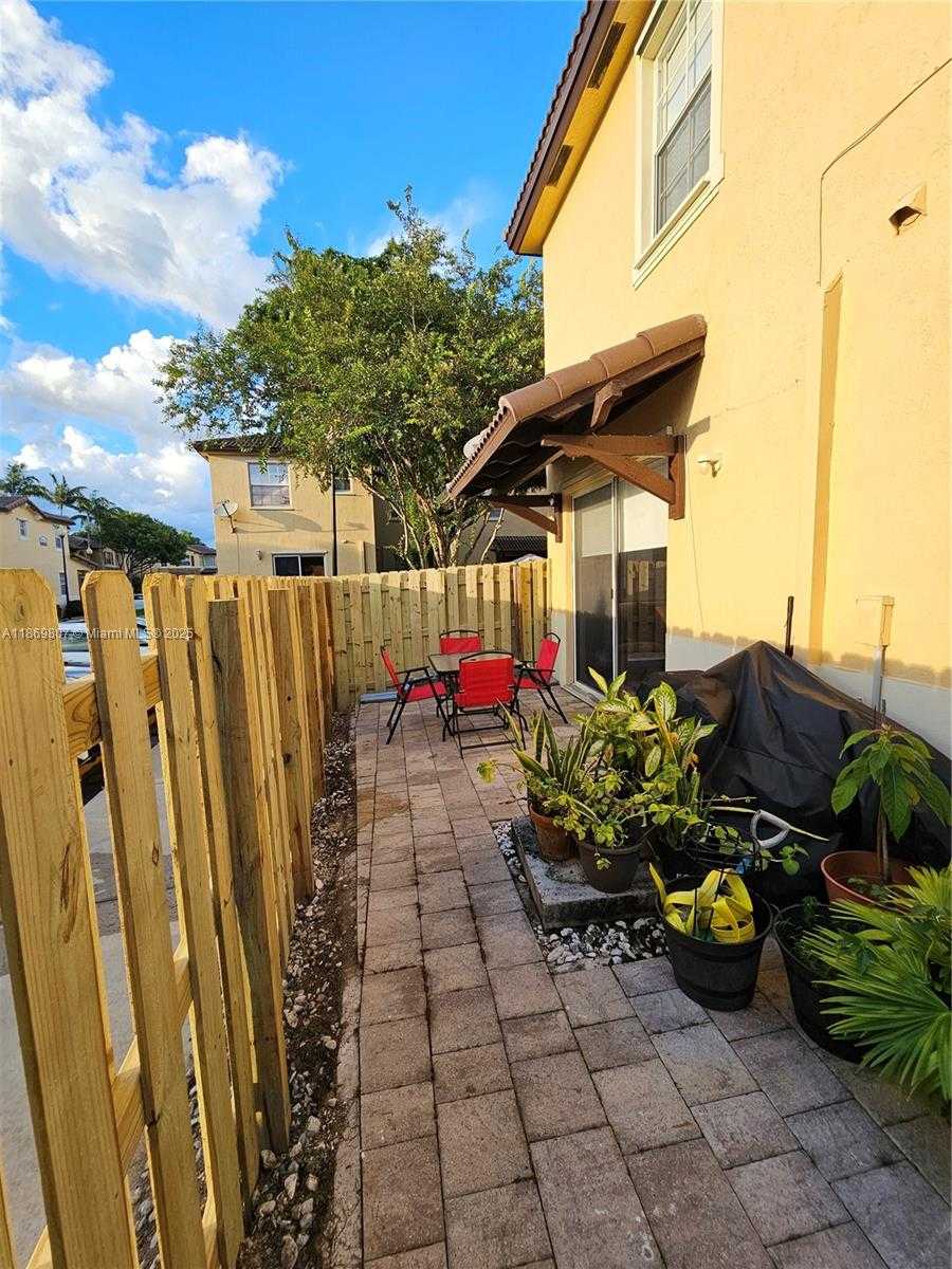 Small Image of 9209 SOUTH WEST 227TH ST #1, Cutler Bay Number 6
