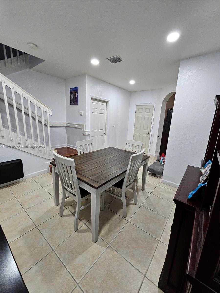 Small Image of 9209 SOUTH WEST 227TH ST #1, Cutler Bay Number 8