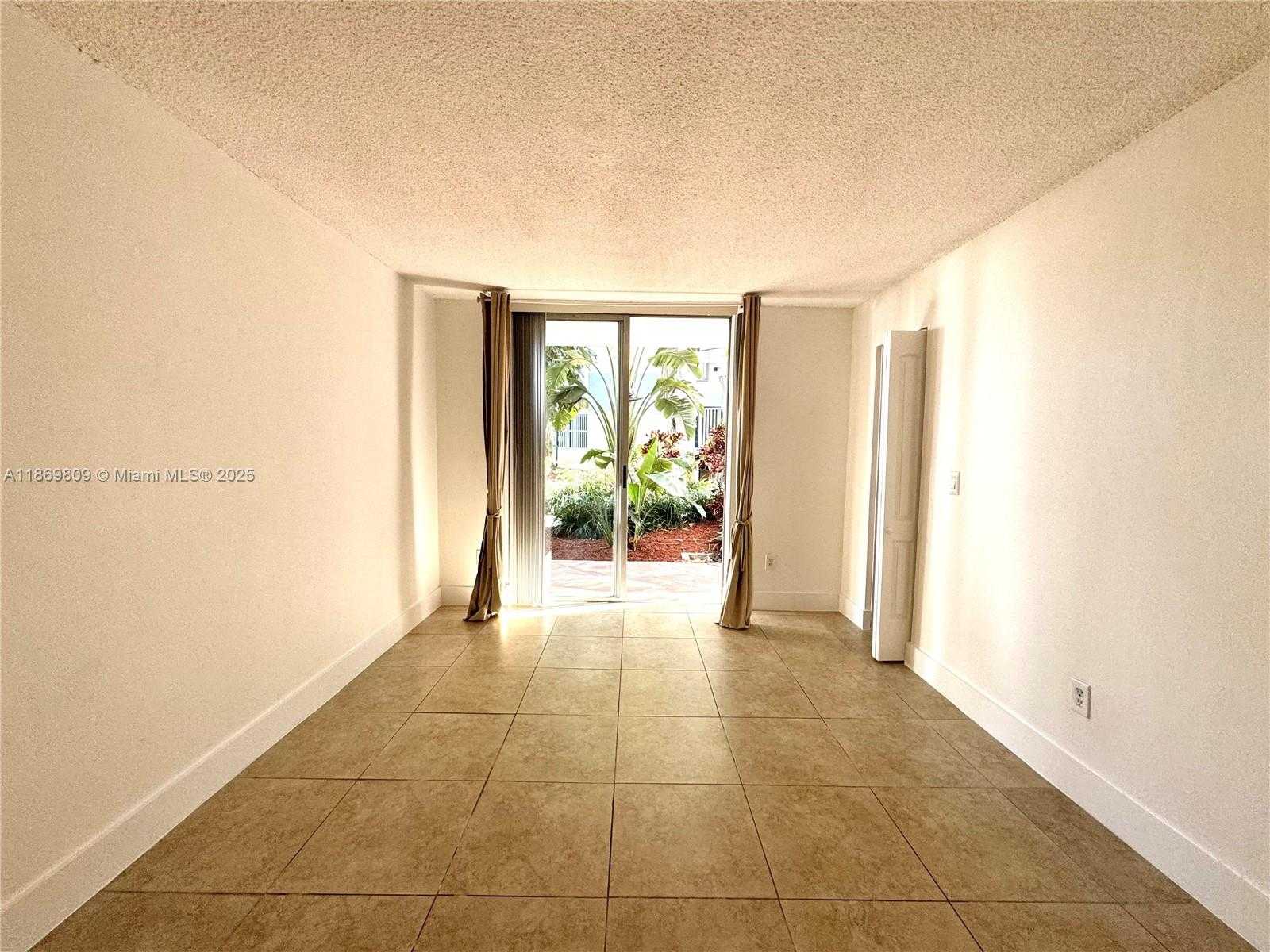 Small Image of 1801 SOUTH TREASURE DR #109, North Bay Village Number 10