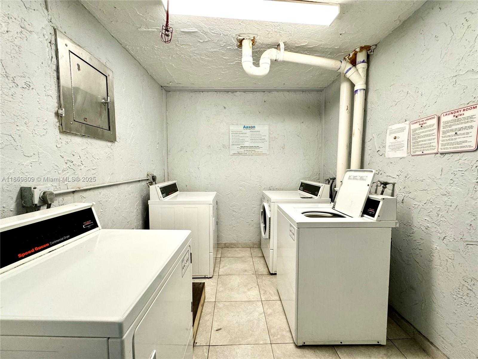 Small Image of 1801 SOUTH TREASURE DR #109, North Bay Village Number 22