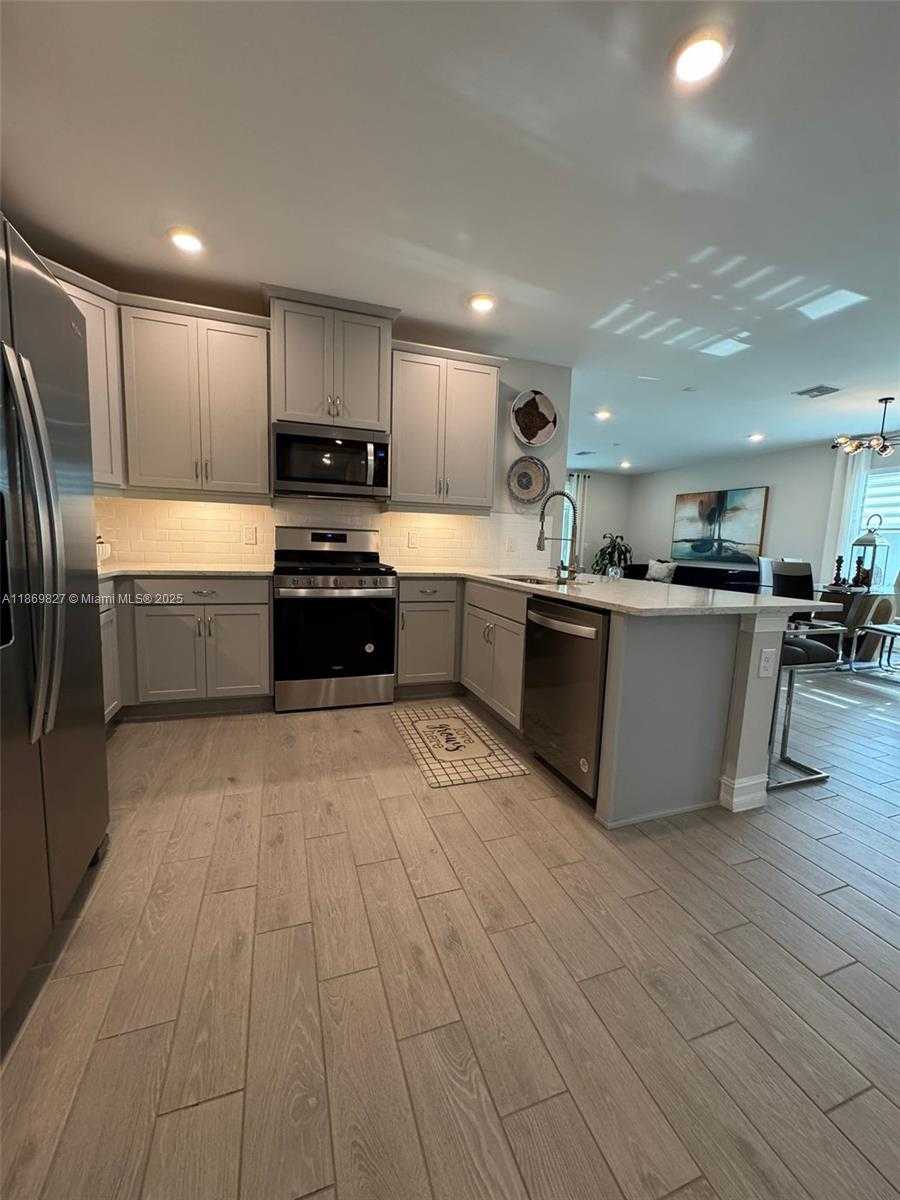 Small Image of 44448 PALM FROND DR, Punta Gorda Number 11