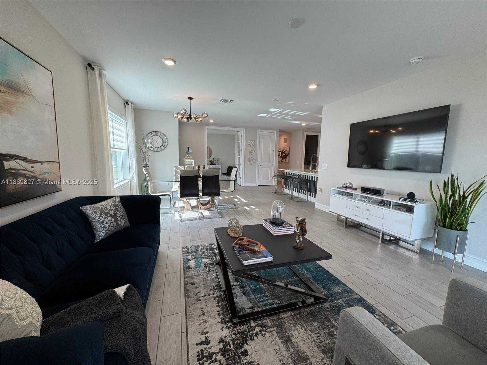 Small Image of 44448 PALM FROND DR, Punta Gorda Number 8