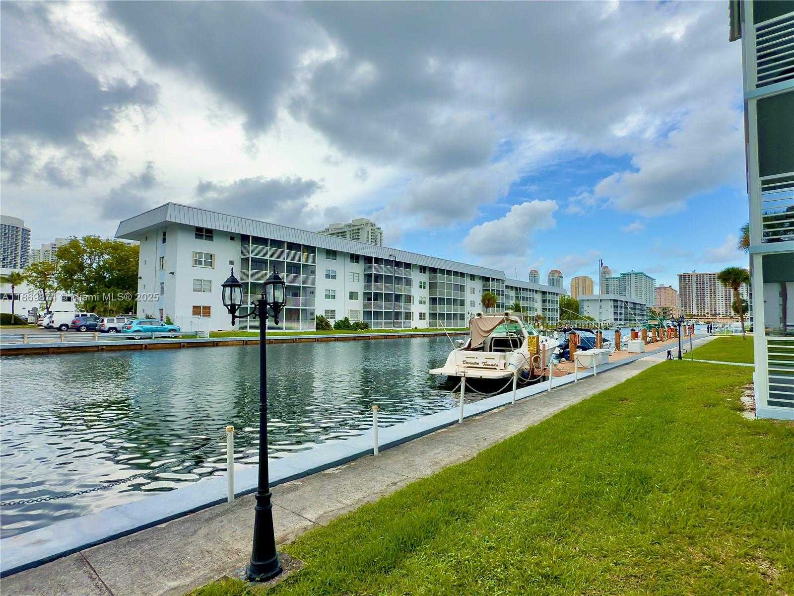 Small Image of 3551 NORTH EAST 169TH ST #105, North Miami Beach Number 28