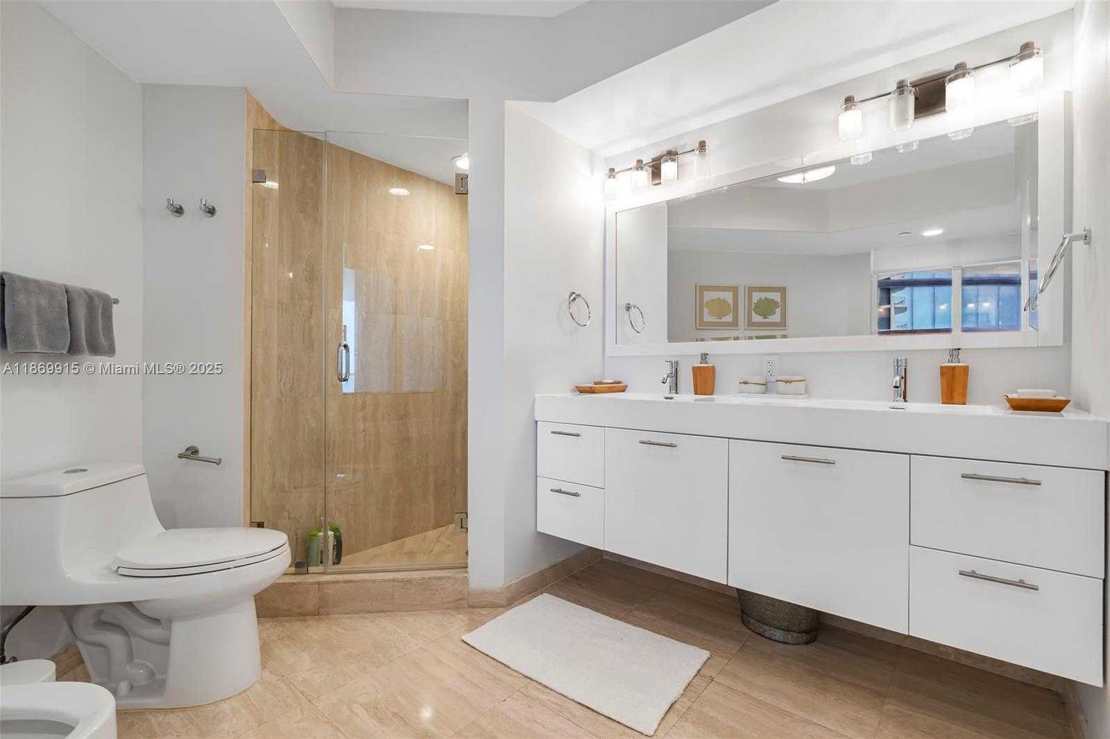 Small Image of 18671 COLLINS AVE #1603, Sunny Isles Beach Number 35