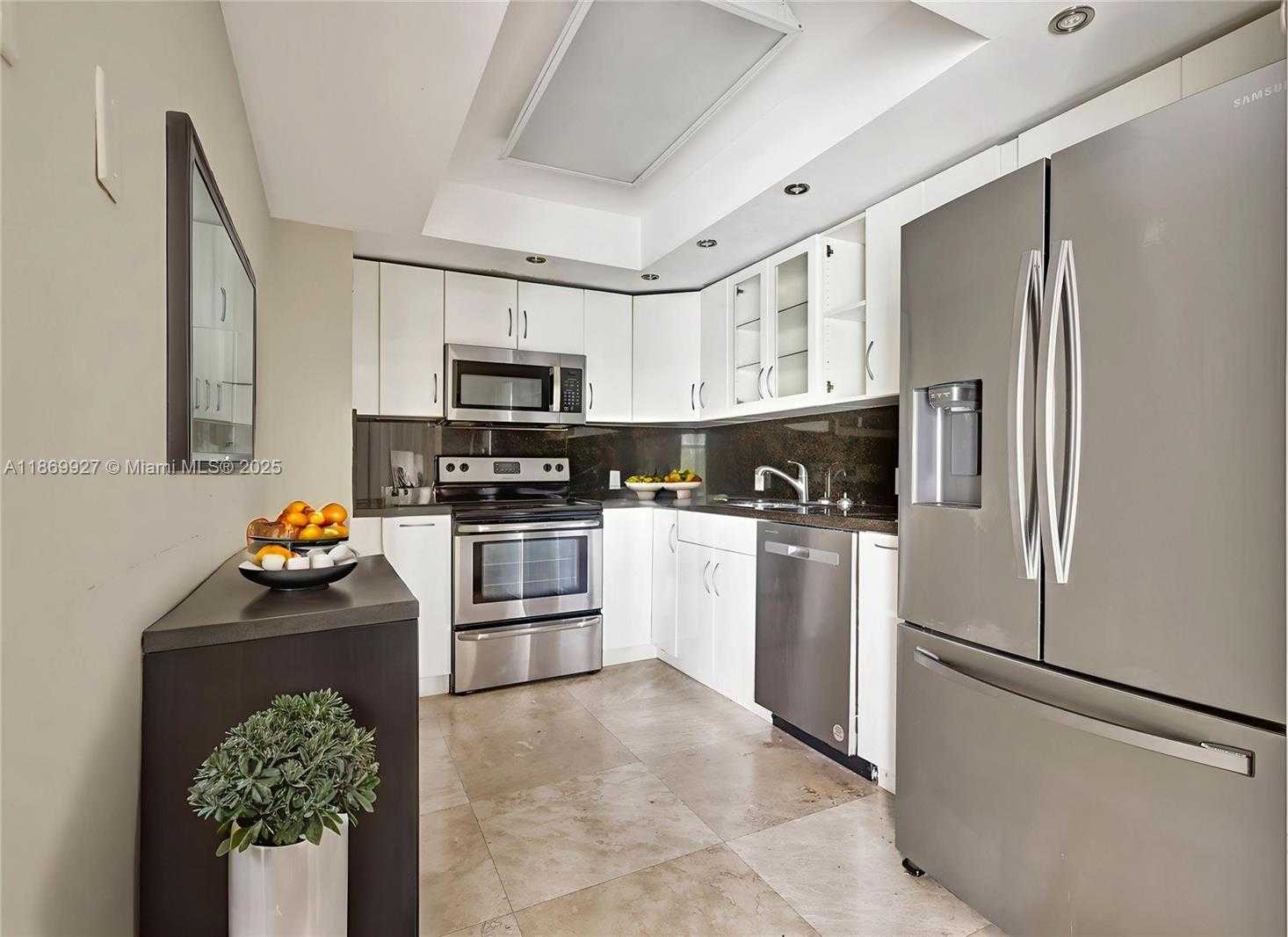 Small Image of 20100 WEST COUNTRY CLUB DR #204, Aventura Number 13