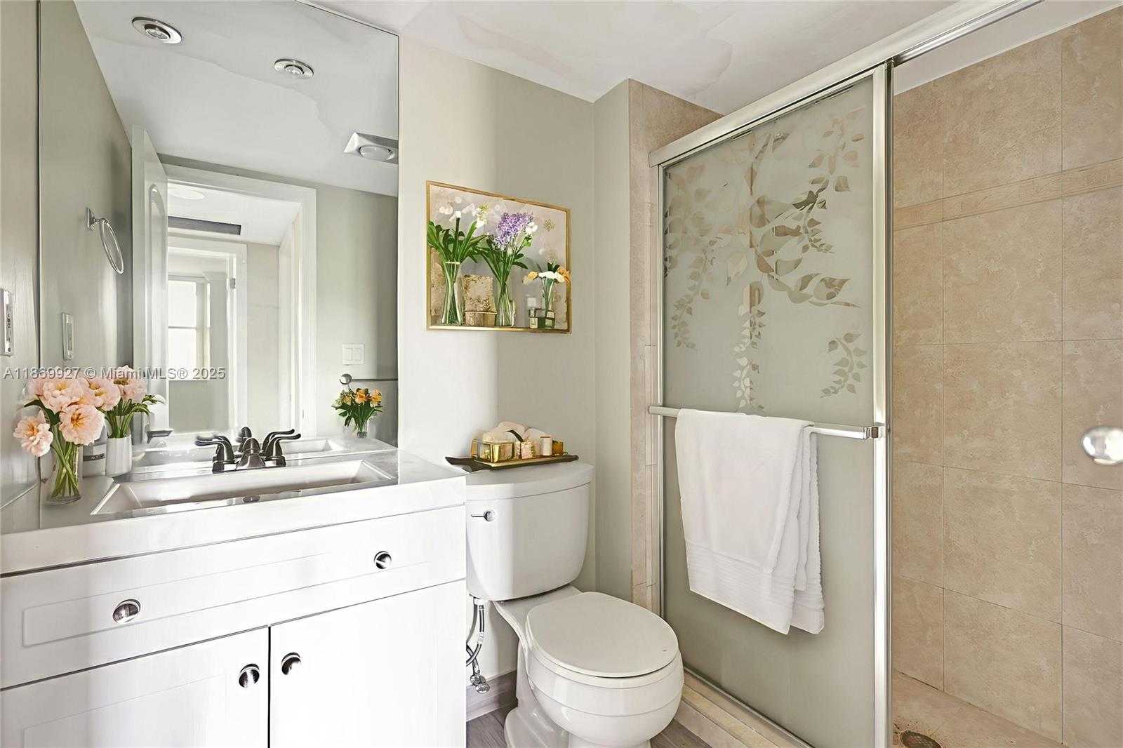 Small Image of 20100 WEST COUNTRY CLUB DR #204, Aventura Number 16