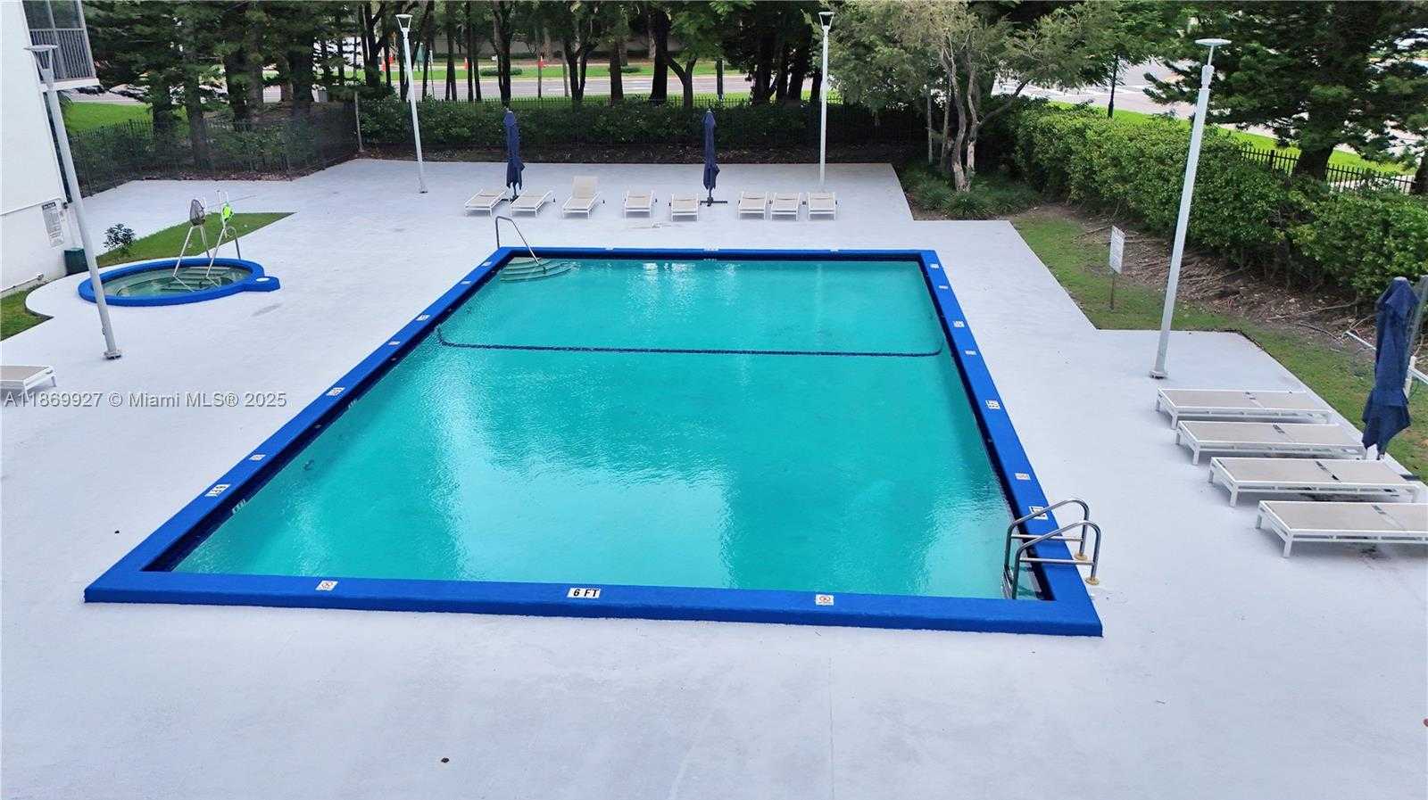 Small Image of 20100 WEST COUNTRY CLUB DR #204, Aventura Number 9
