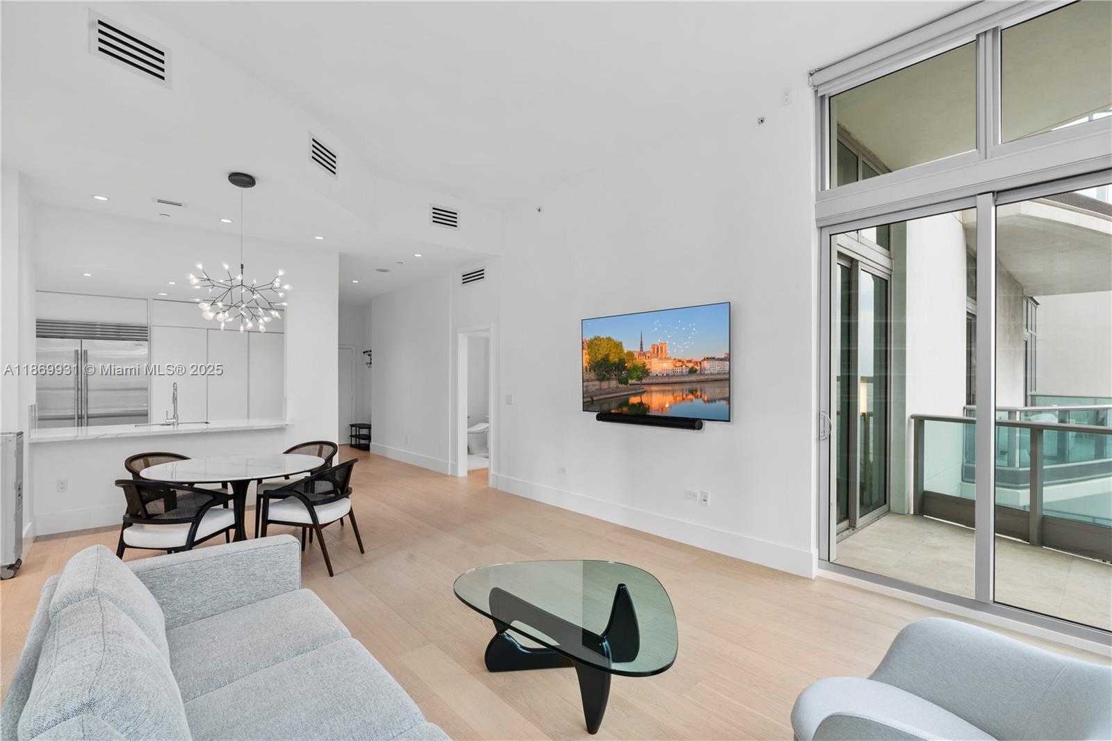 Small Image of 1331 BRICKELL BAY DR #608, Miami Number 3