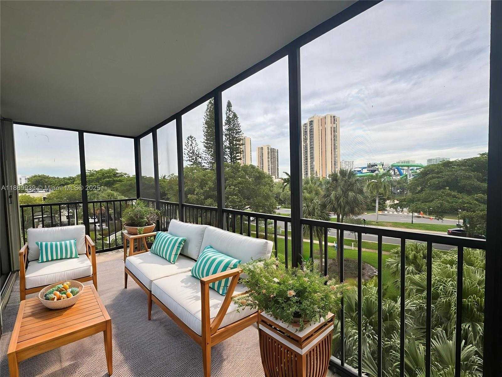 Small Image of 20100 WEST COUNTRY CLUB DR #405, Aventura Number 16