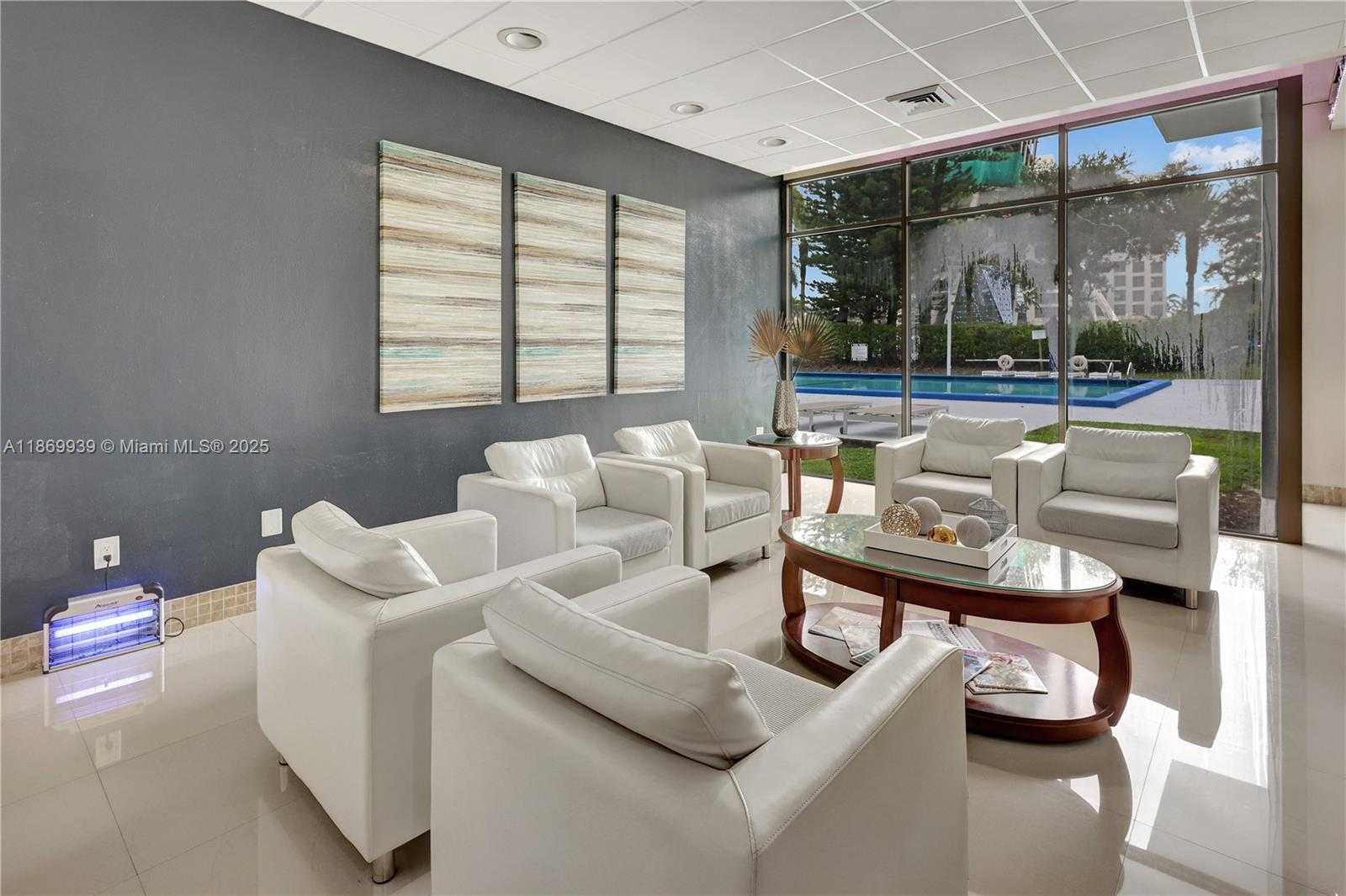 Small Image of 20100 WEST COUNTRY CLUB DR #405, Aventura Number 6