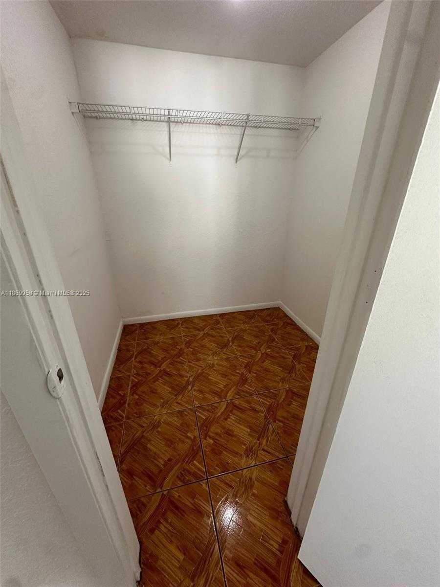 Small Image of 407 NORTH WEST 84TH ST #407, Miami Number 12
