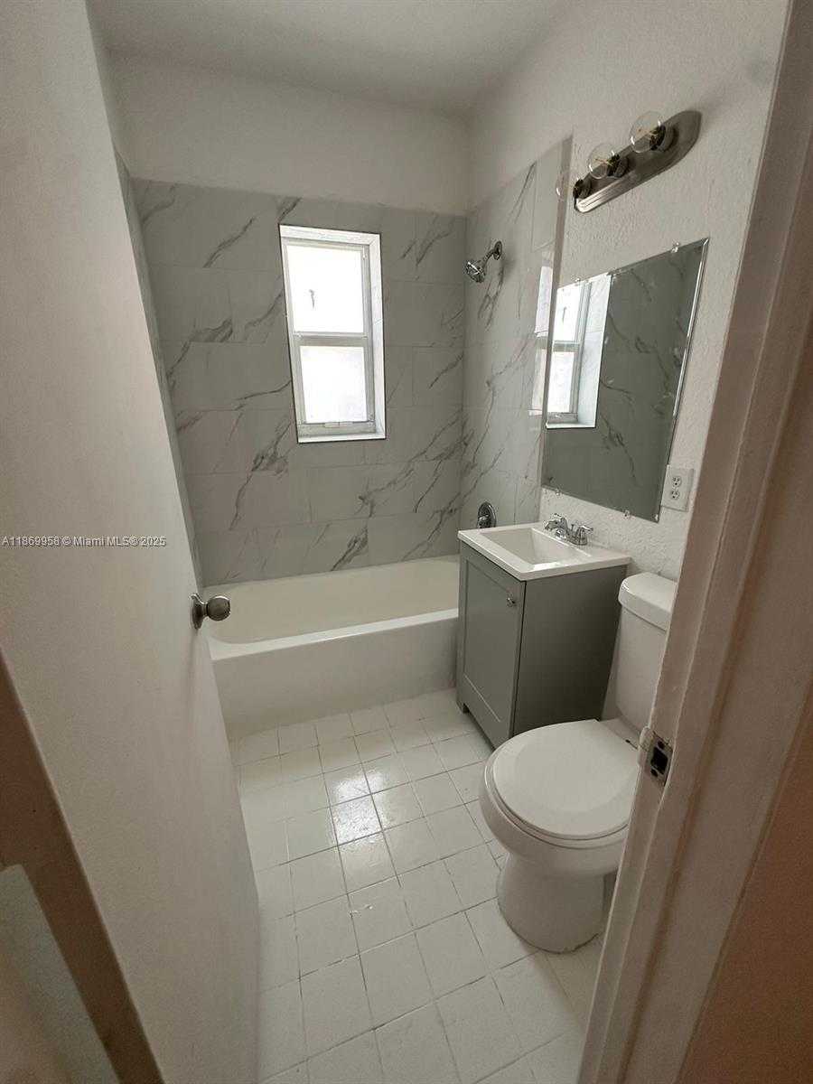 Small Image of 407 NORTH WEST 84TH ST #407, Miami Number 8